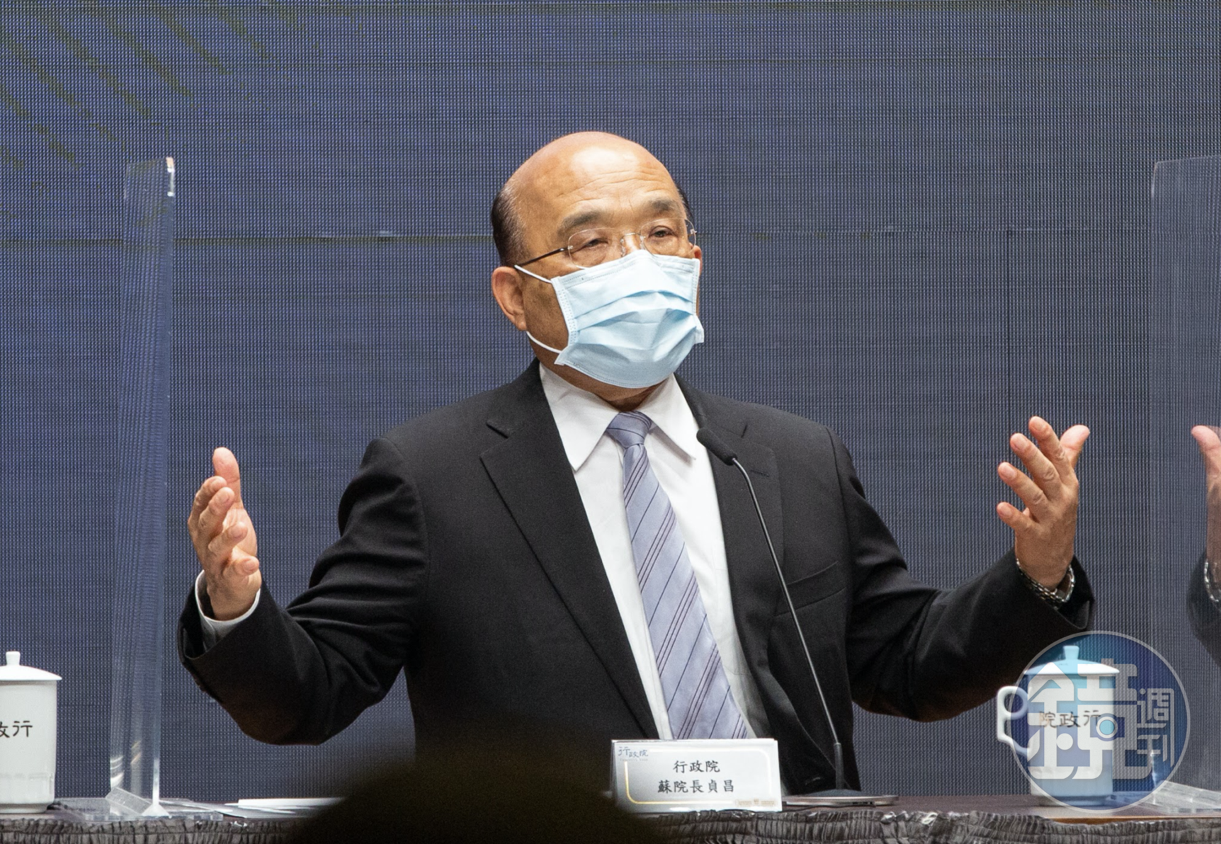 行政院長蘇貞昌在臉書籲大家踴躍登記，政府也會繼續加快引進疫苗。（資料照）
