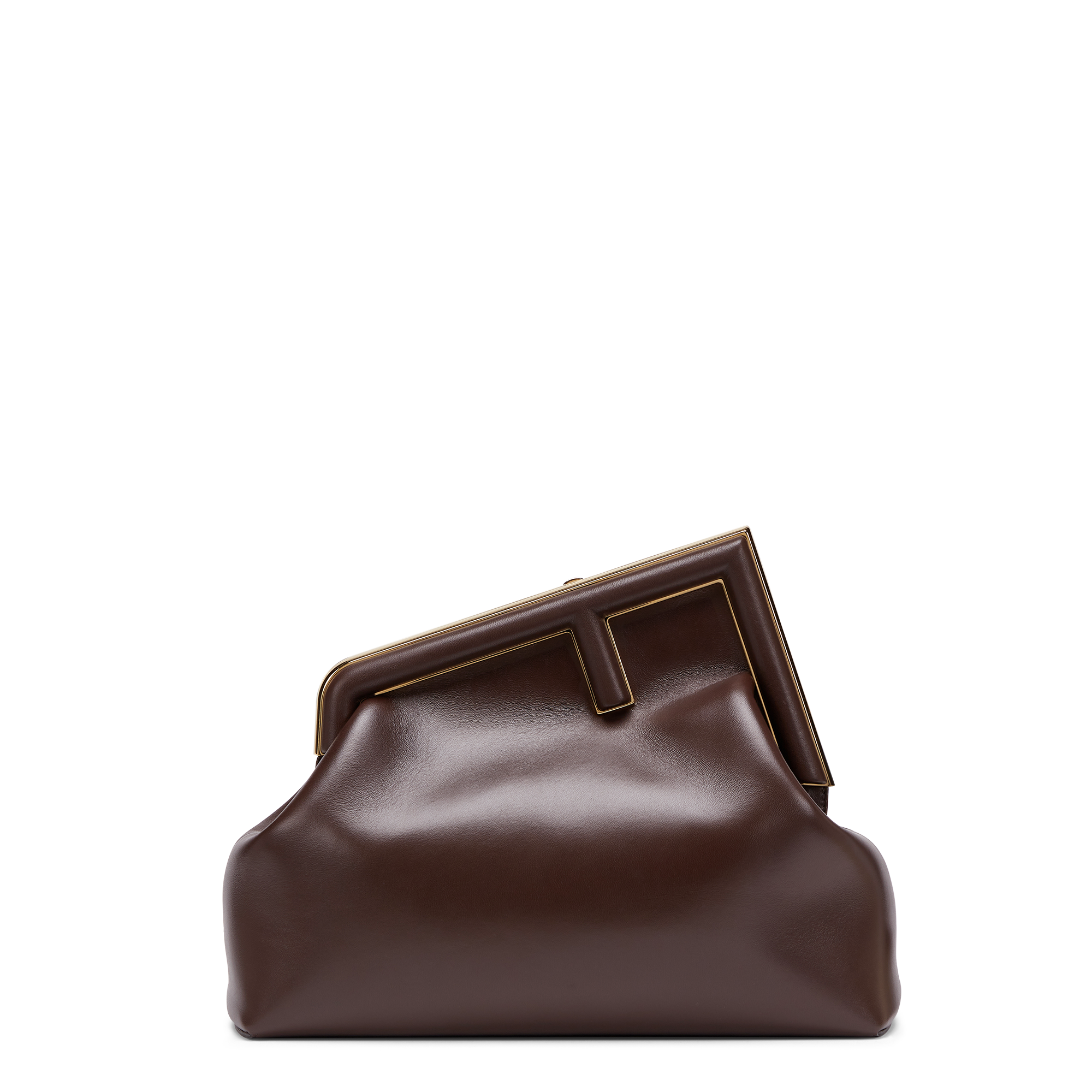 巧克力色小羊皮First Medium NT$106,000 FENDI。（FENDI提供）