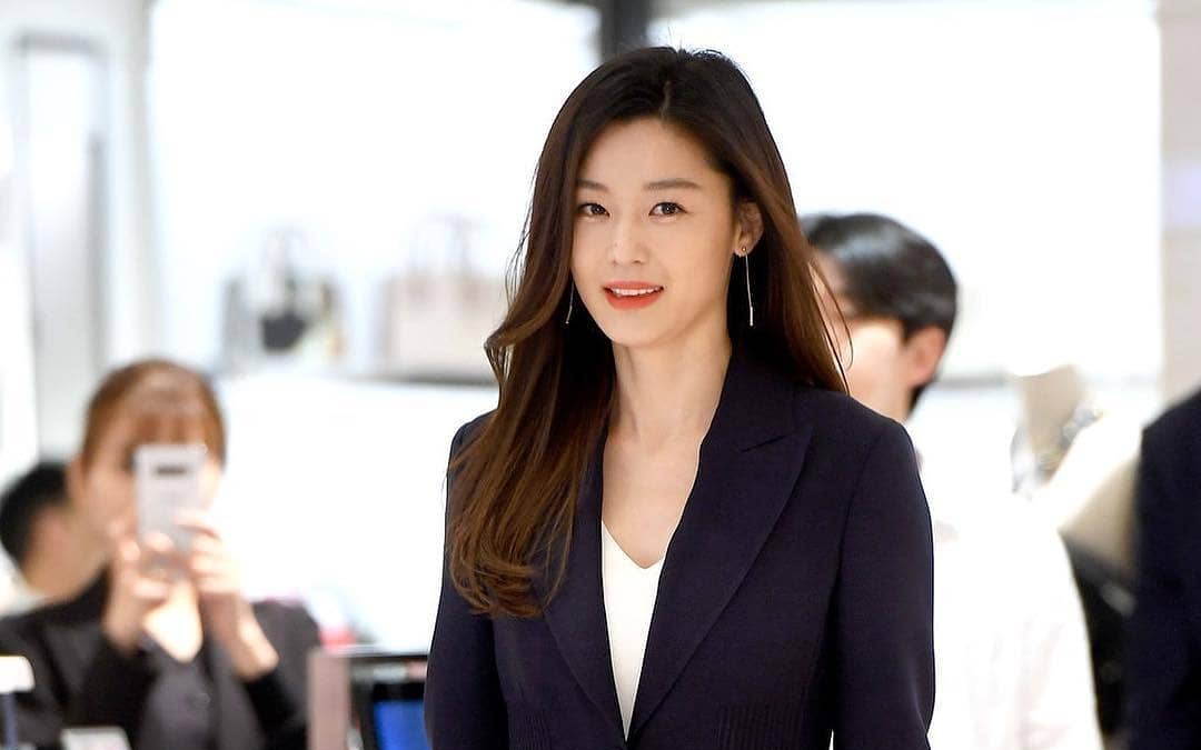 全智賢（圖）的婆婆傳出新冠肺炎確診。（網路圖片）