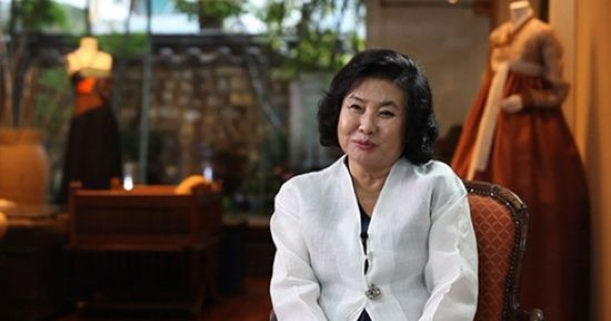 全智賢婆婆李正宇(圖)是知名服裝設計師。(網路圖片)