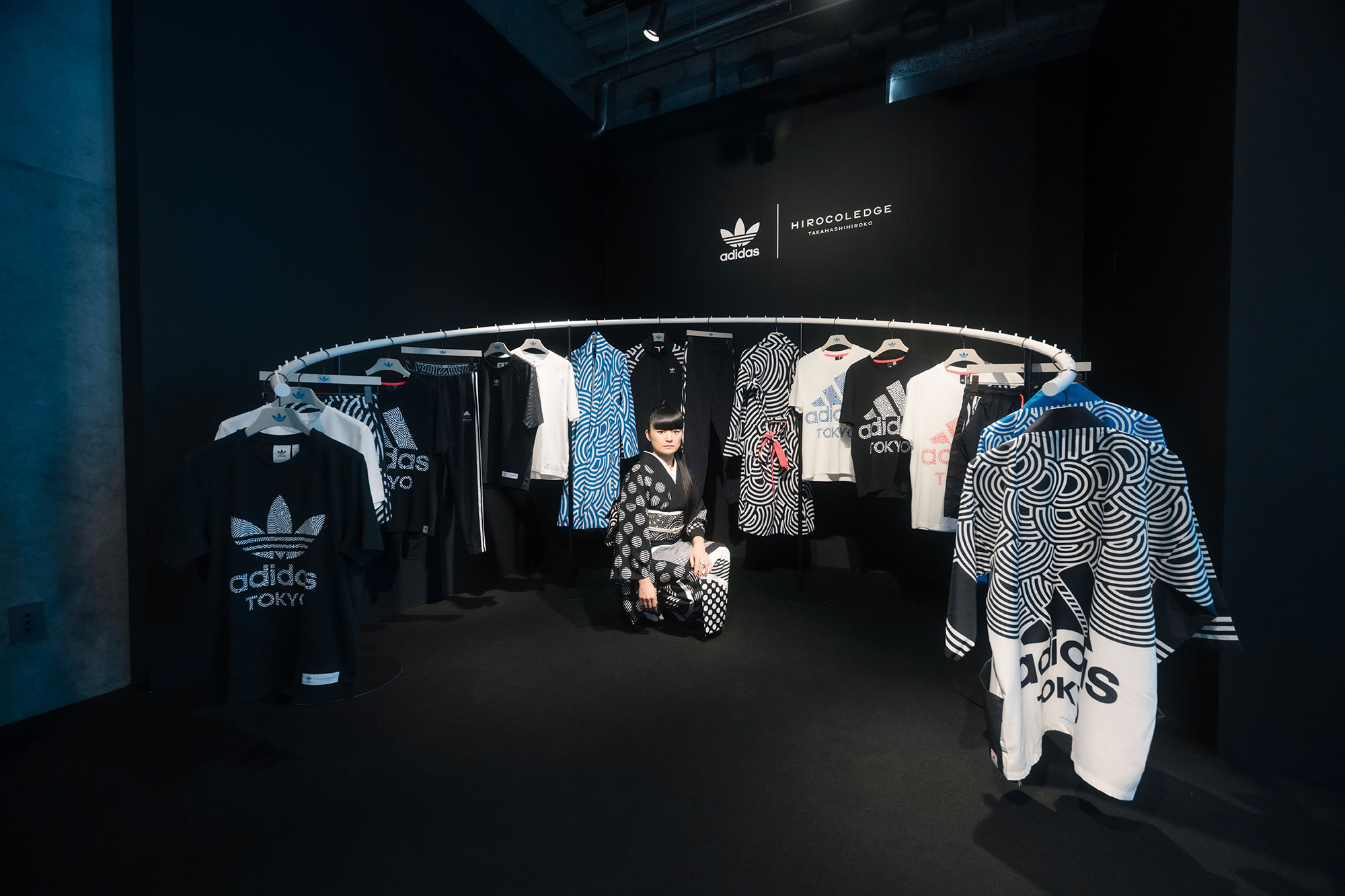 日本藝術家高橋理子首次與adidas聯乘系列的 「HIROKO TAKAHASHI COLLECTION」89 件單品，已在全球正式上市。（adidas提供）