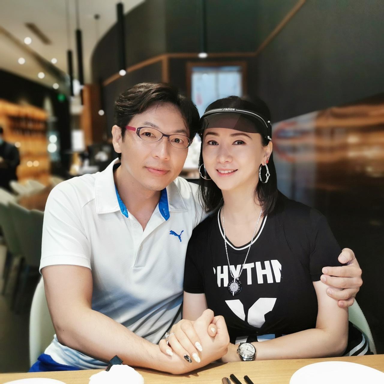 翁虹感謝老公,願意配合她搬到上海居住。(翁虹提供)