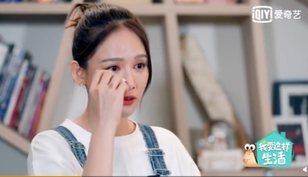 陳喬恩PO文怒斥無良托運公司，害死中暑的動物們。（翻攝自微博）