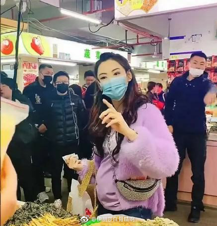 張栢芝之前也因狂吃宵夜，身材走鐘被疑懷孕。（翻攝自微博）