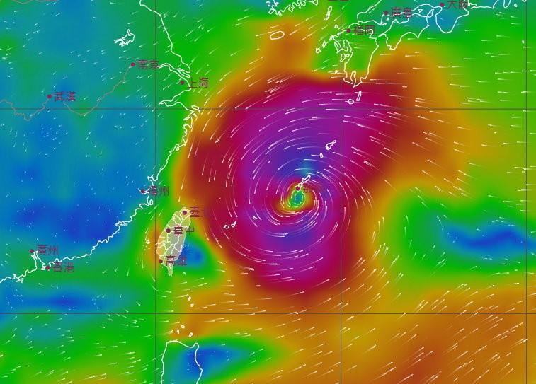 氣象局預報動態最新模擬週四烟花颱風動向。(翻攝自中央氣象局)