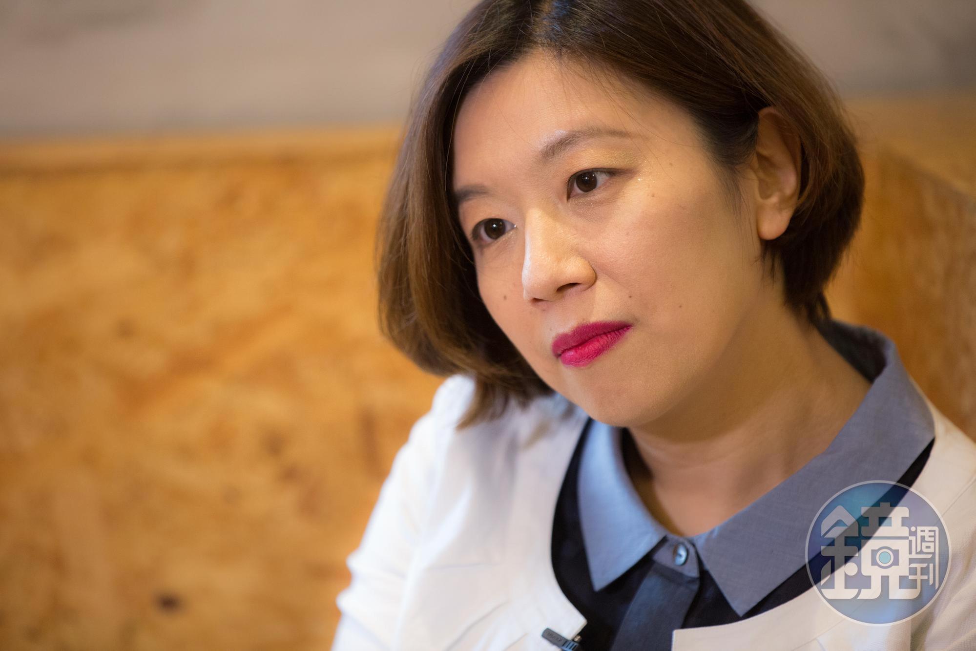 高端疫苗通過EUA,林靜儀醫師興奮表示,「台灣第二座護國神山!台灣醫療生技產業發展里程碑!」(本刊資料照)