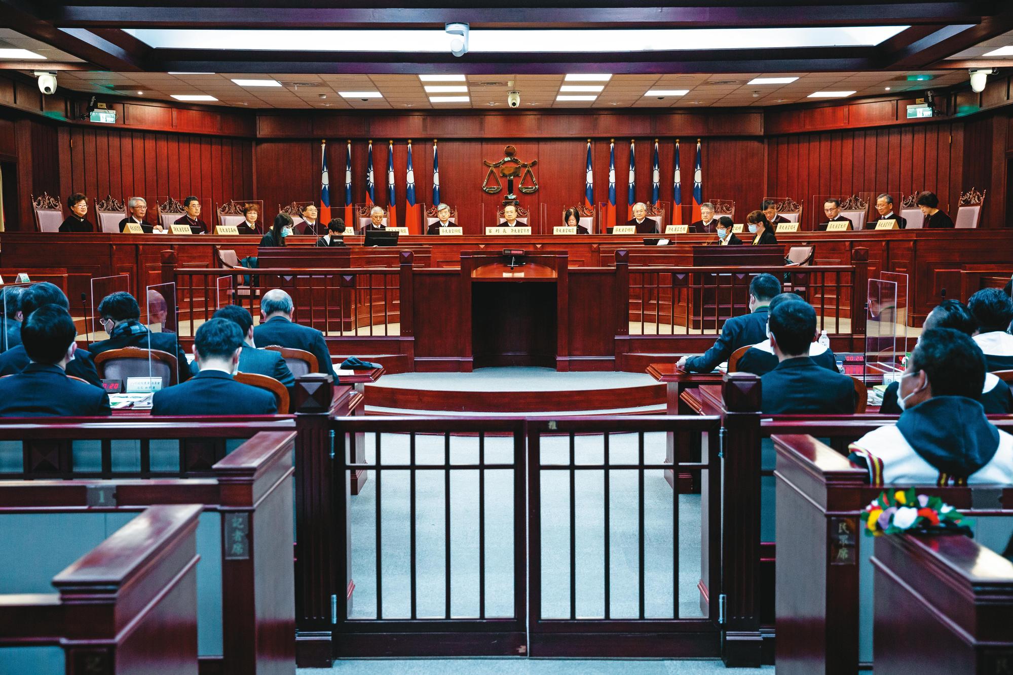 針對35名死刑犯以最高法院連身條款違反公平審判原則聲請釋憲一案,憲法法庭14日宣判合憲。(本刊資料照)