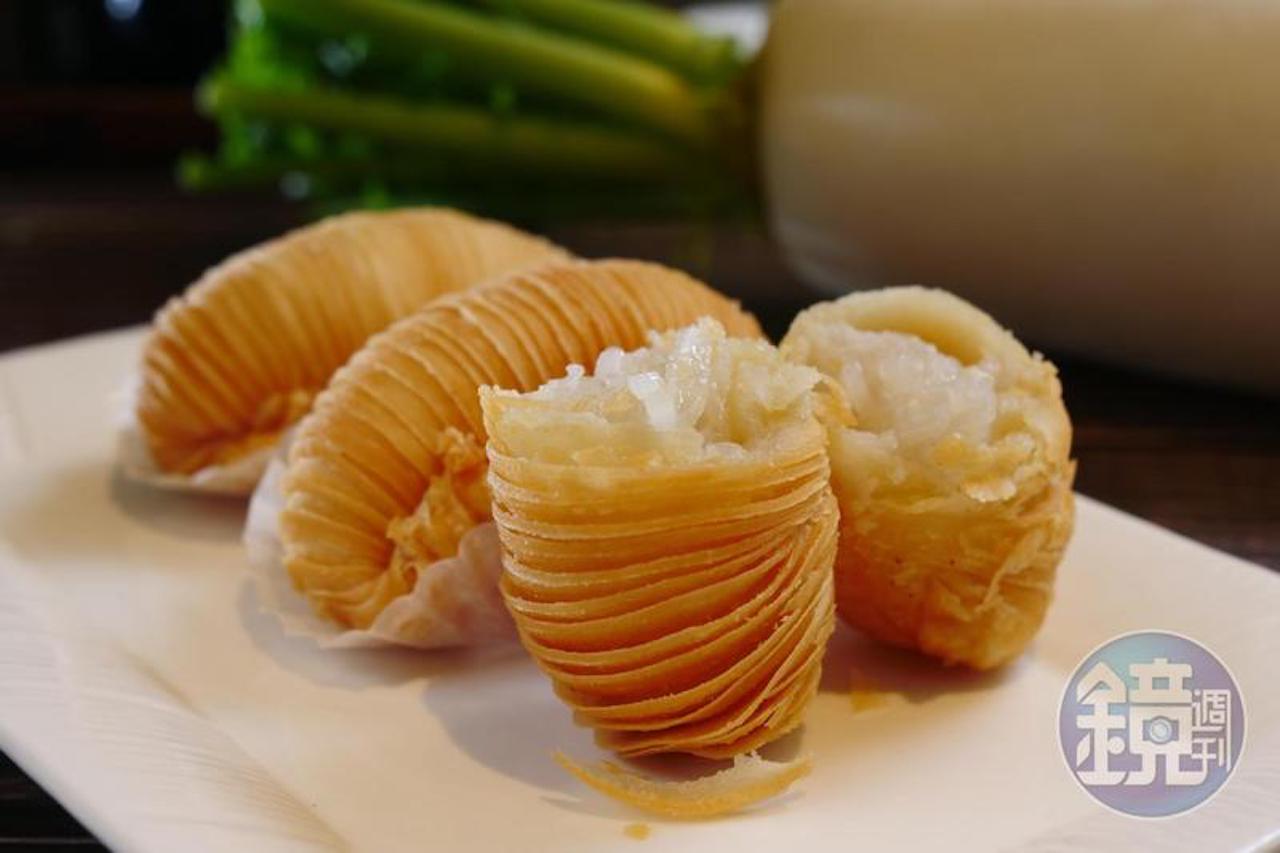 摺紋立體的「蘿蔔絲酥餅」，酥潤精巧。（125元／份）