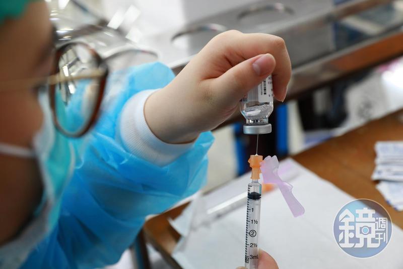 慈濟基金會今日也與復星實業就慈濟申購500萬劑BNT疫苗案，簽訂疫苗之採購合約。（資料照）