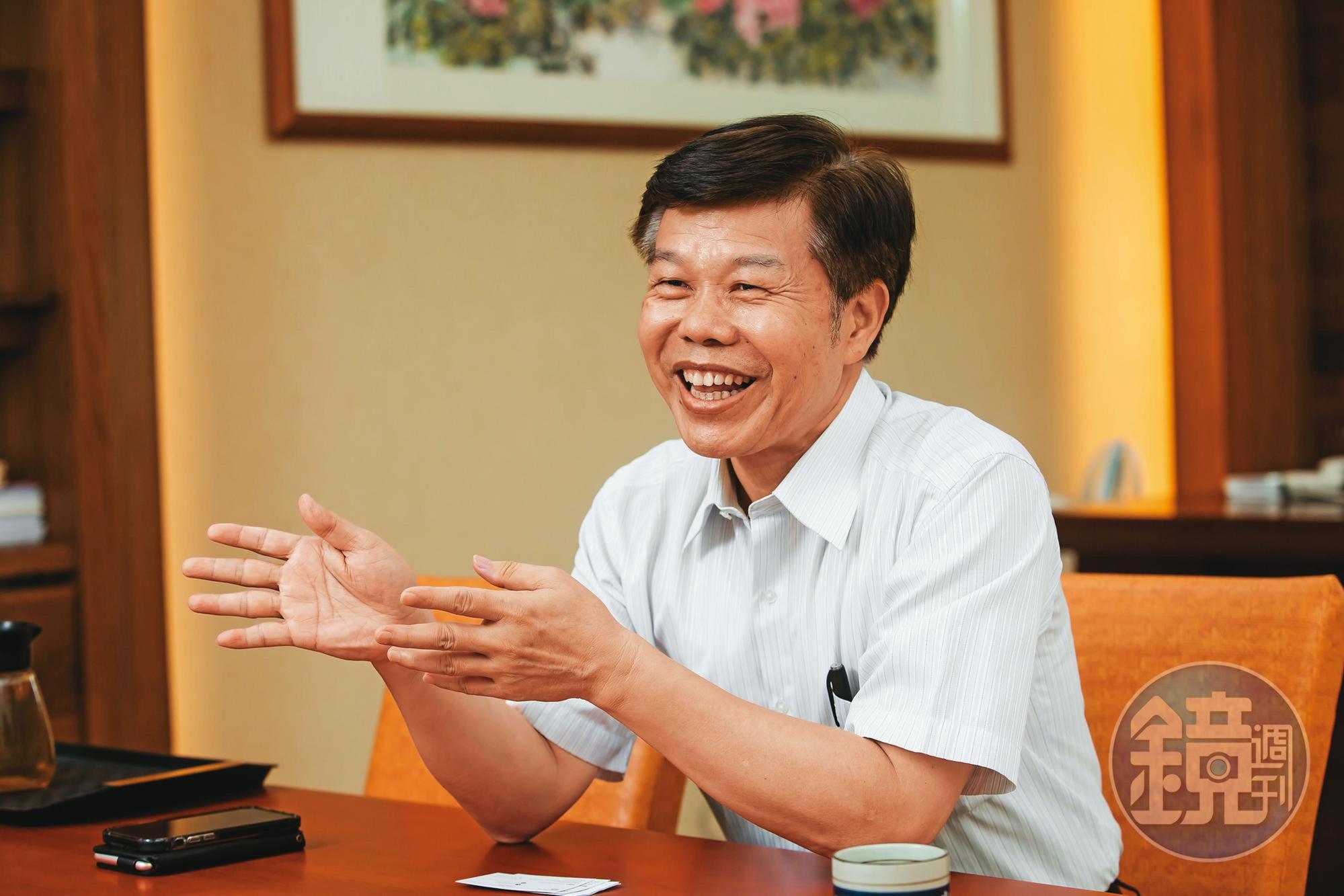 一路走來挺過大風大浪，周文東如今能笑著回憶當年危機。
