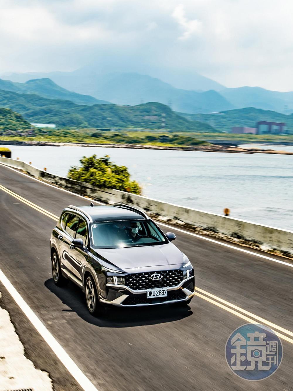 HYUNDAI Santa Fe GLD-C