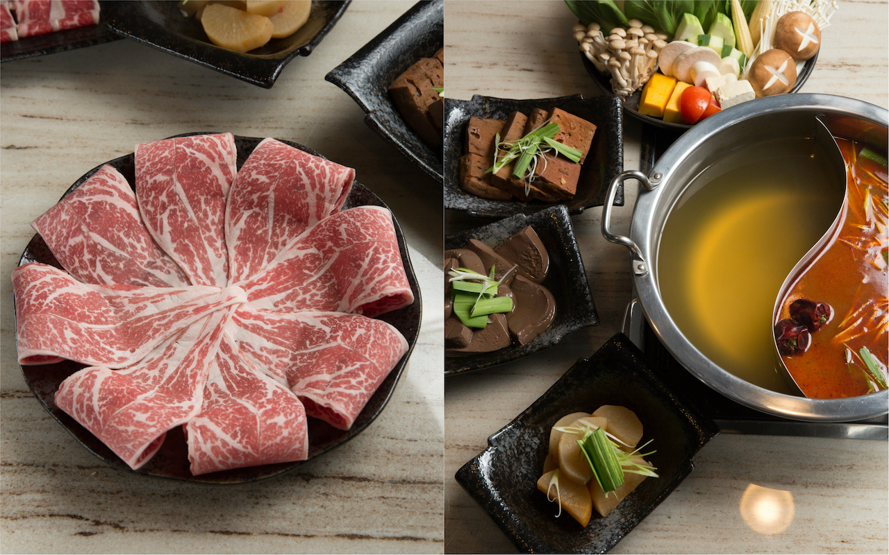 「麻辣壹號店」湯頭為豬骨湯底（右），加上天然蔬果、辛香料熬製，香麻不燥，鴨血、百頁豆腐吸飽湯汁，更是精華。（780元起／套，含鴨血、豆腐、麻辣湯頭、肉品或海鮮、蔬菜、餃類和主食，無附白湯，圖為3,280元歡饗餐）