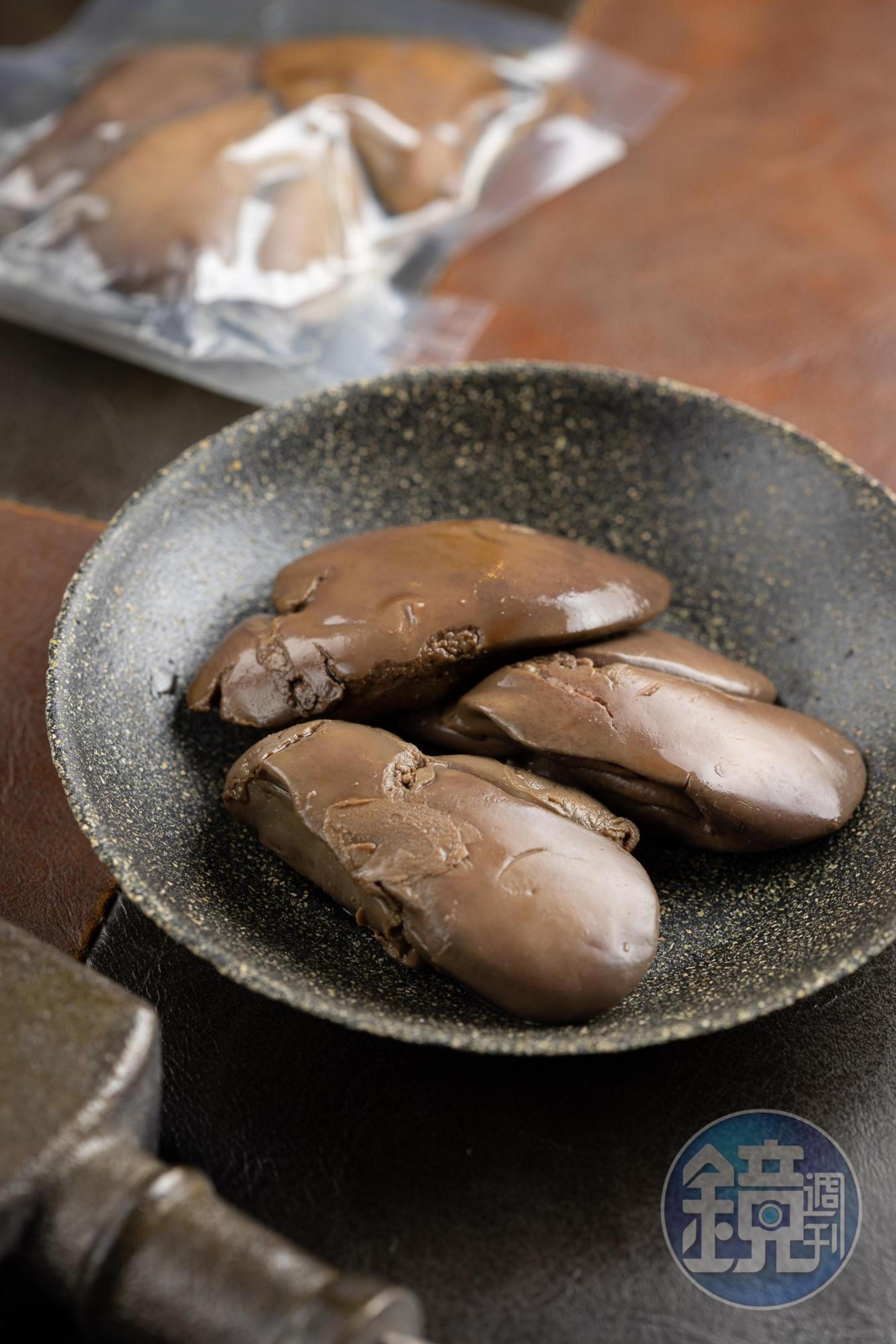 「阿鑫小料理」的鮮嫩「雞肝」，採限量供應。（2杯外帶調酒＋1份雞肝，1,000元／組；買4杯外帶調酒即送雞肝1份）