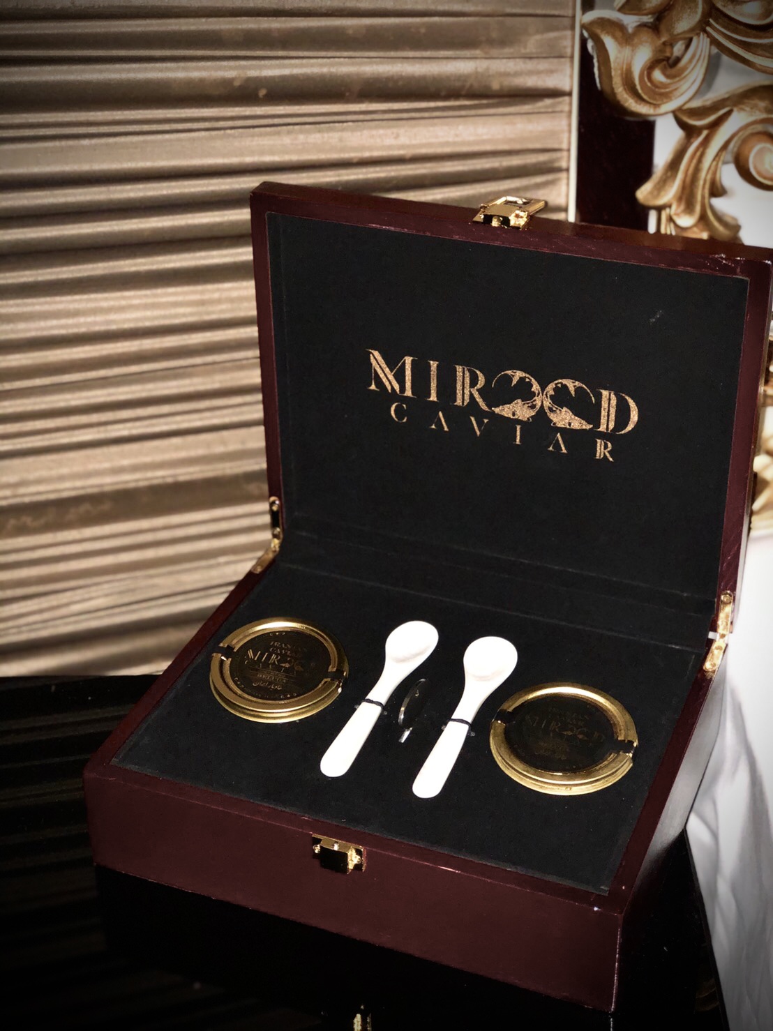 伊朗Mirood貝魯嘉魚子醬雙入組,原價NT$56,000元、特價NT$49,800。(微風提供)