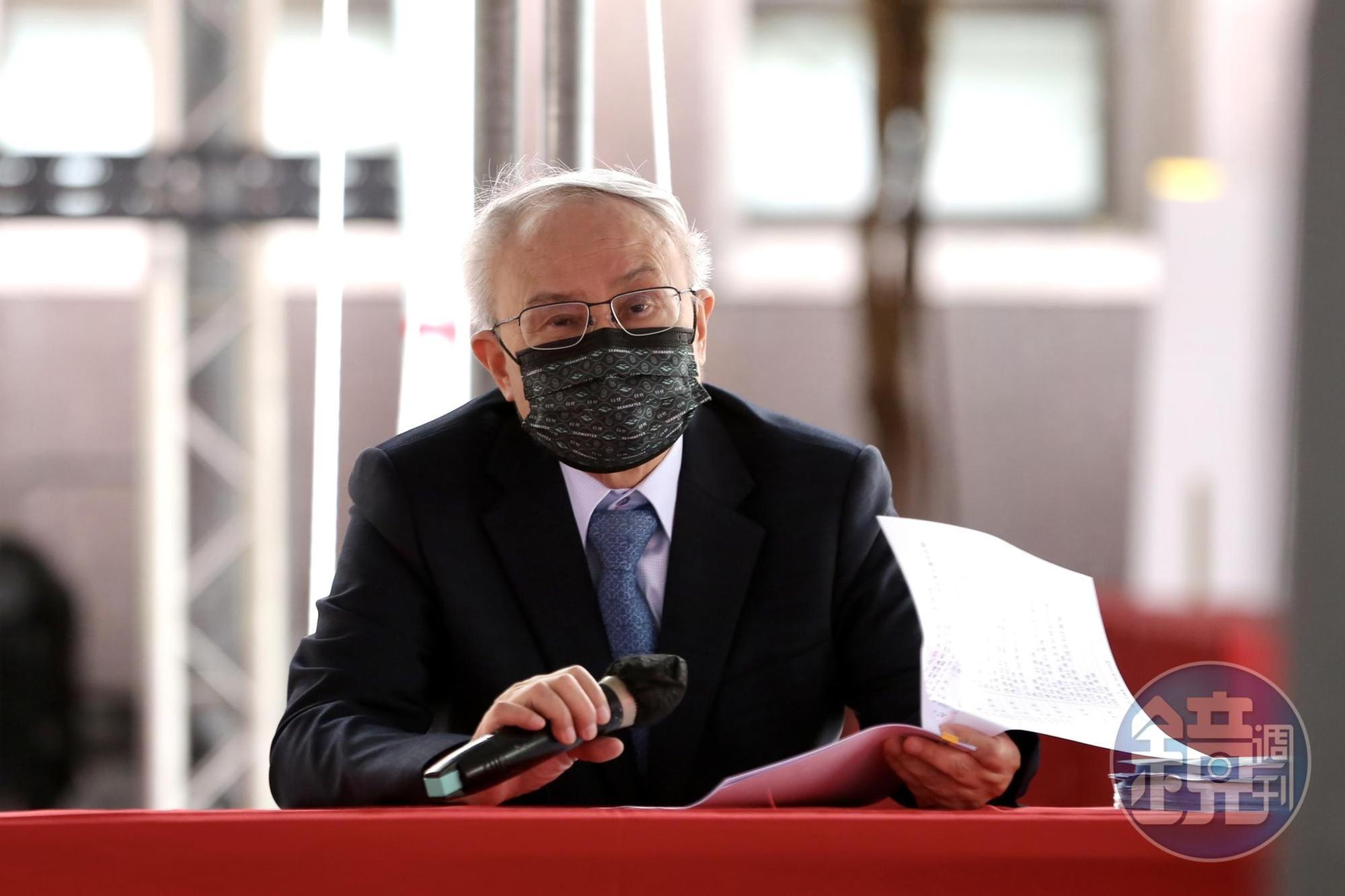 王文淵卸任後,由原副董事長洪福源接任台化董座。