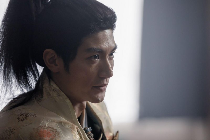 《群青戰記》三浦春馬飾演德川家康，成為他的遺作。（羚邦亞洲）