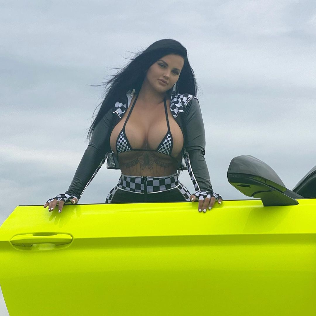 蕾妮透露已失去對賽車的熱情。(翻攝Renee Gracie IG)