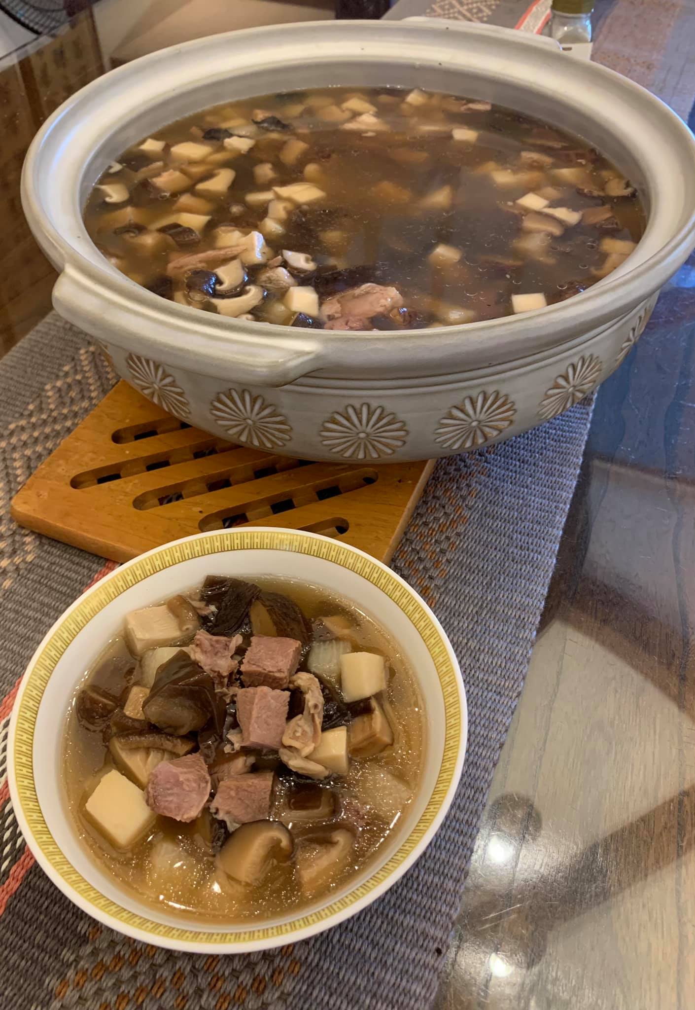 依古法製作的「羊羹」，滋味鮮甜，熱夏寒冬皆可食。