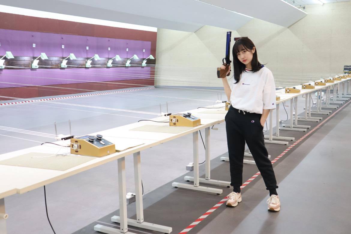 長相甜美的吳佳穎2016年里約奧運大失常,在女子10公尺空氣手槍繳出第19名的成績,讓她忍不住淚灑賽場。(翻攝自吳佳穎臉書粉專)