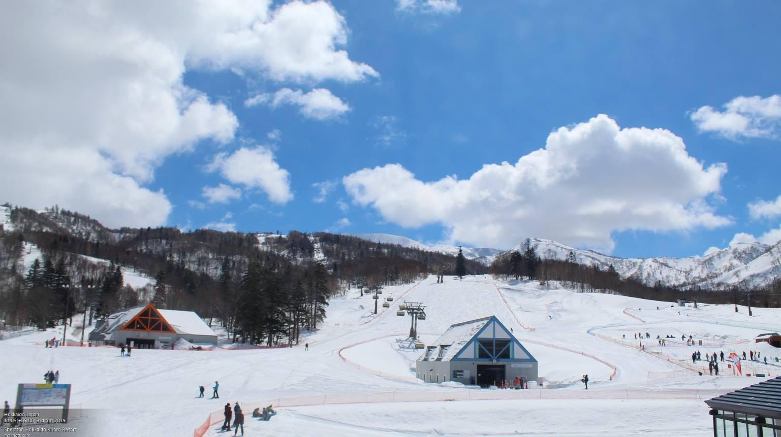 初雪谷度假村有22條專業的滑雪道。(翻攝官方粉絲團)