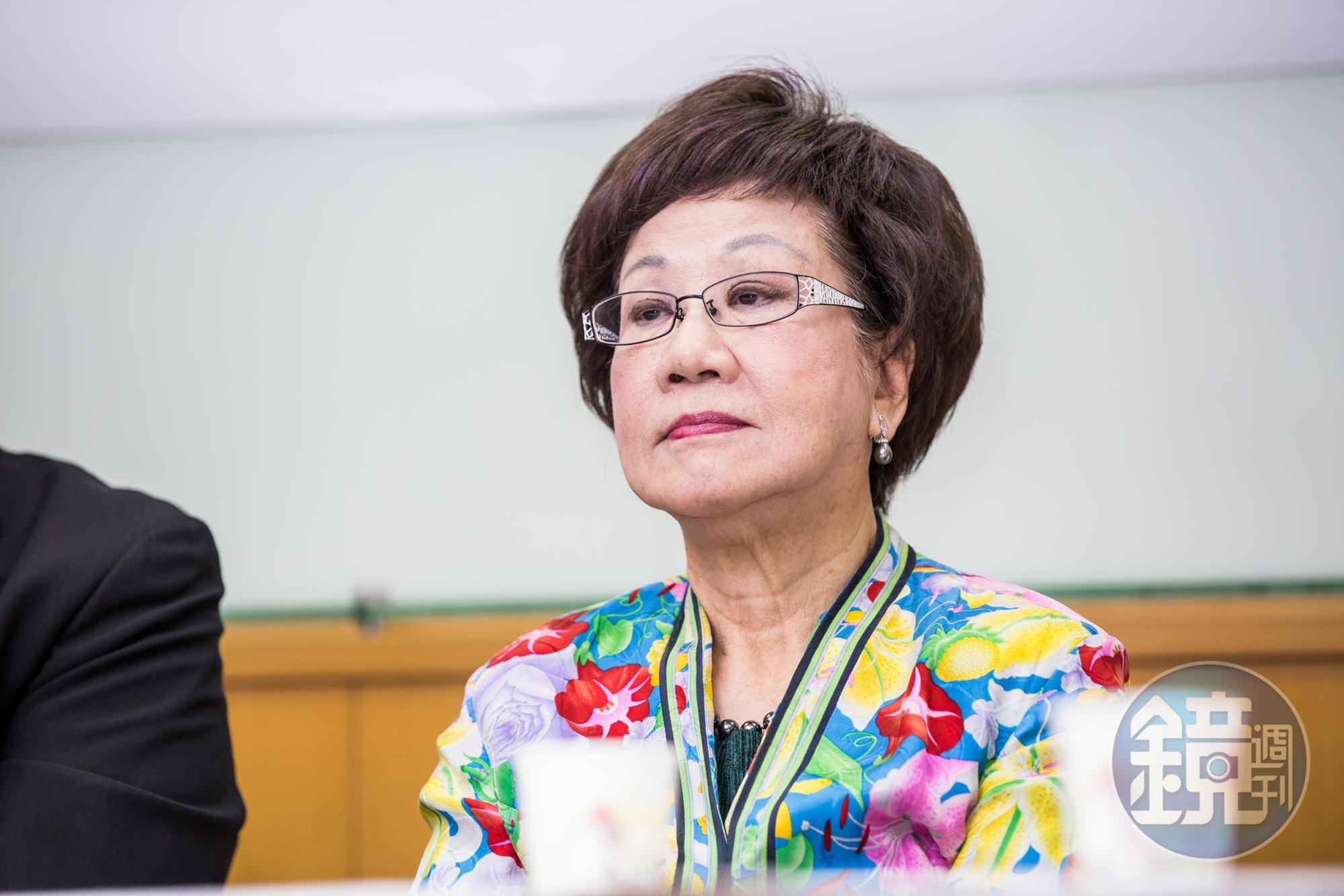 呂秀蓮聲稱，有國際組織可以幫買到疫苗，但陳時中卻拒絕也不回電給她。（本刊資料照）