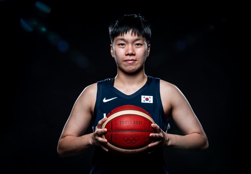 本名許筱彤的南韓女籃球員秦安，是土生土長台灣人，成女籃另類前進奧運第一人。（翻攝自FIBA官網）