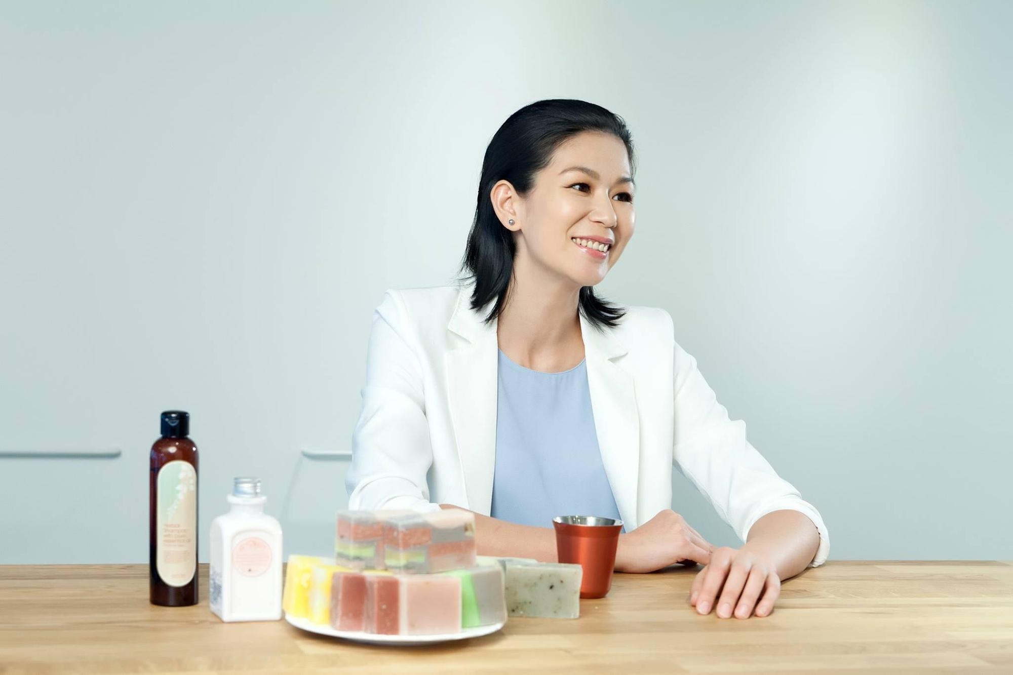 淡出體壇多年的陳怡安經營自創的手工香皂。(翻攝Annchen陳怡安手工香皂臉書)