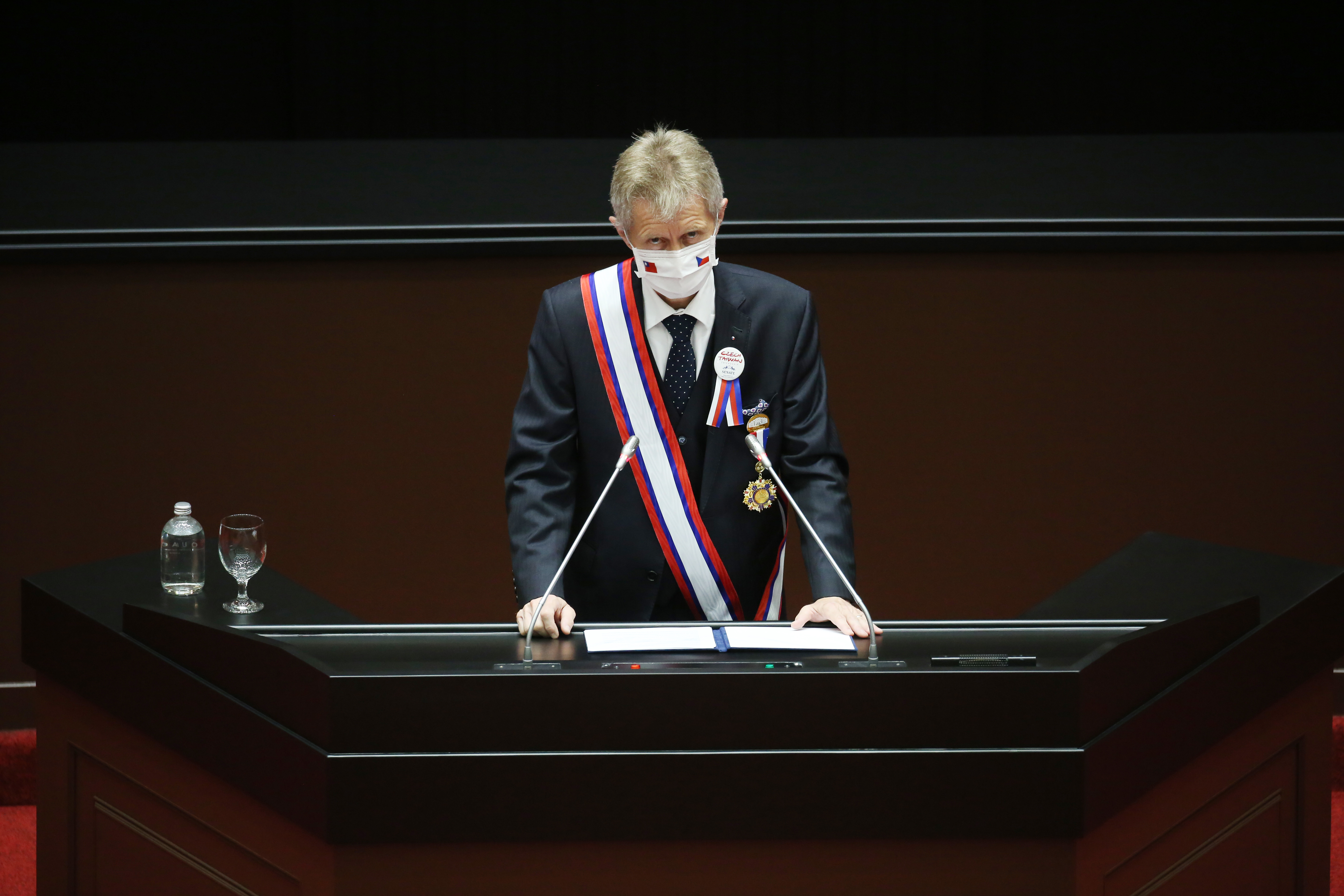 捷克參議員訪問團去年訪問立法院，韋德齊在演說中一句「我是台灣人」引發熱烈討論。（本刊資料照）