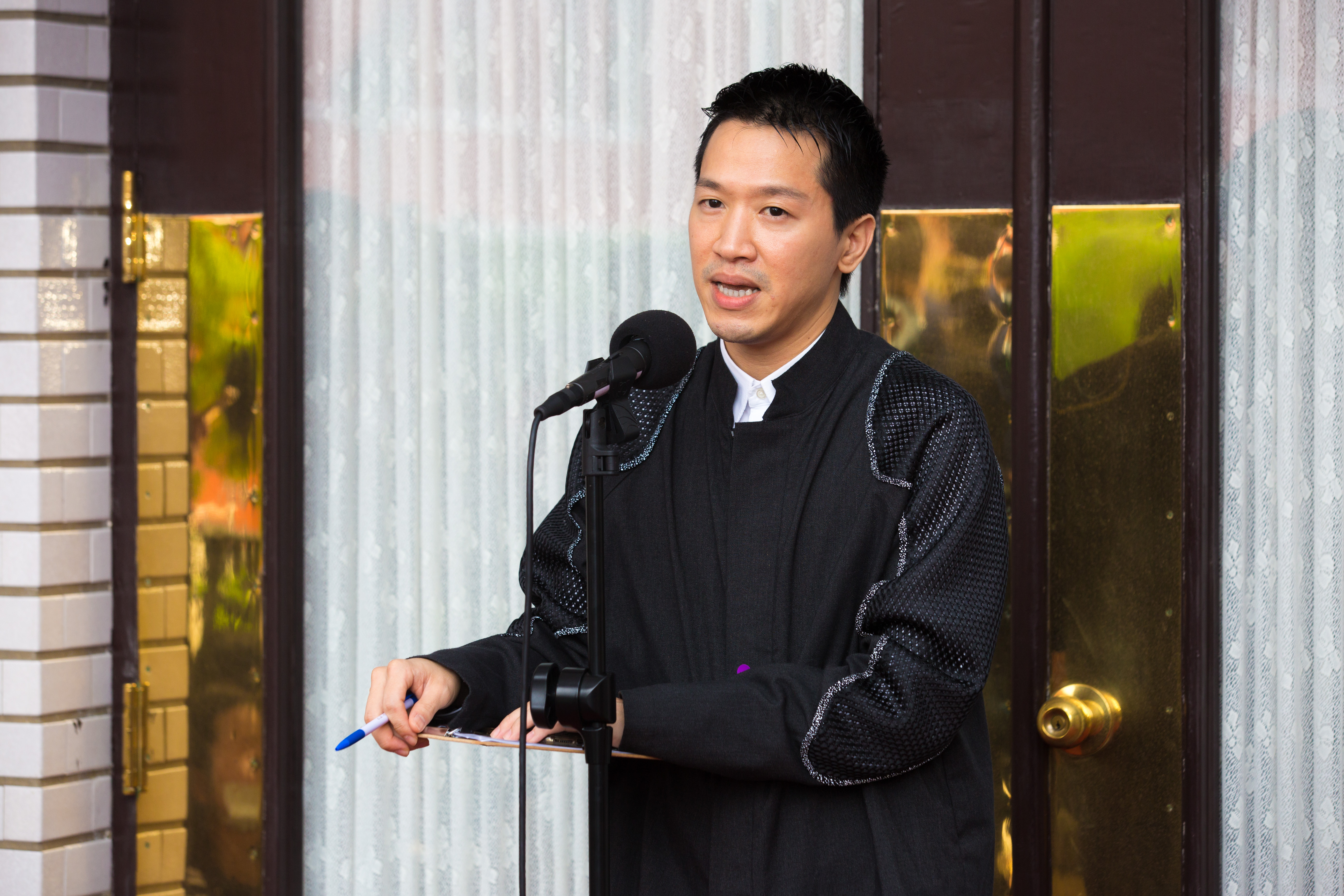 何志偉主張，紓困振興應該加倍，改推6倍券。