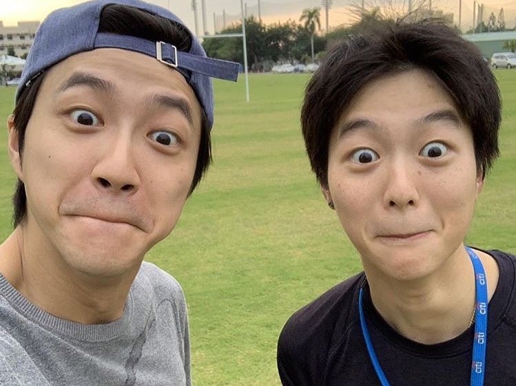 江宏傑與師妹木木林葦妮的直播節目《2200傑木現場》，邀來「不倒女王」蘇麗文與羽球好手白馭珀一起同框聊天。（華研國際提供）