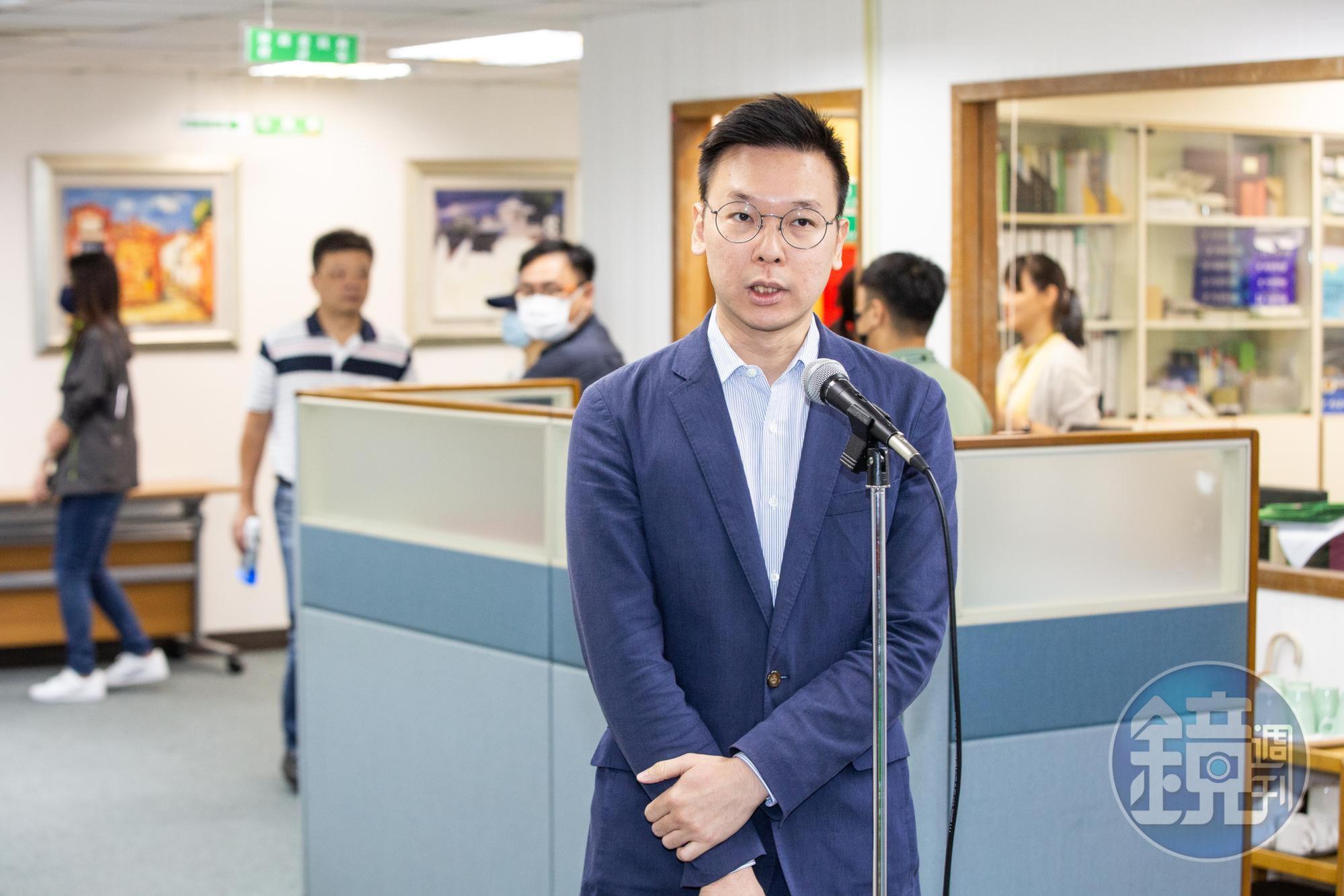 民進黨副祕書長林飛帆透露自己只登記打高端疫苗,不過也呼籲大家「有疫苗就打,不要挑」。(本刊資料照)