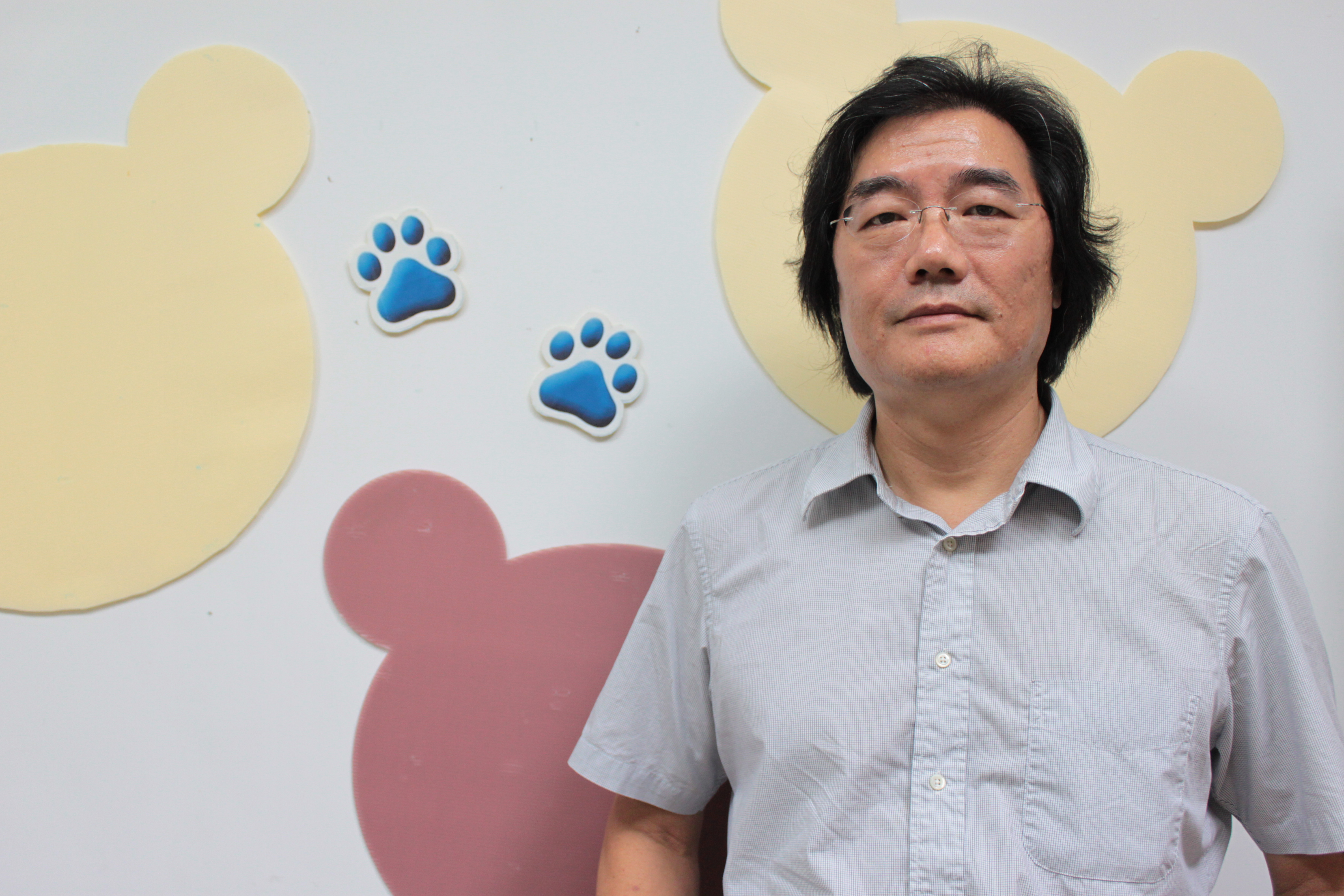 學者裴家騏長年研究原住民族狩獵文化的生態知識。（翻攝自原民會官網）