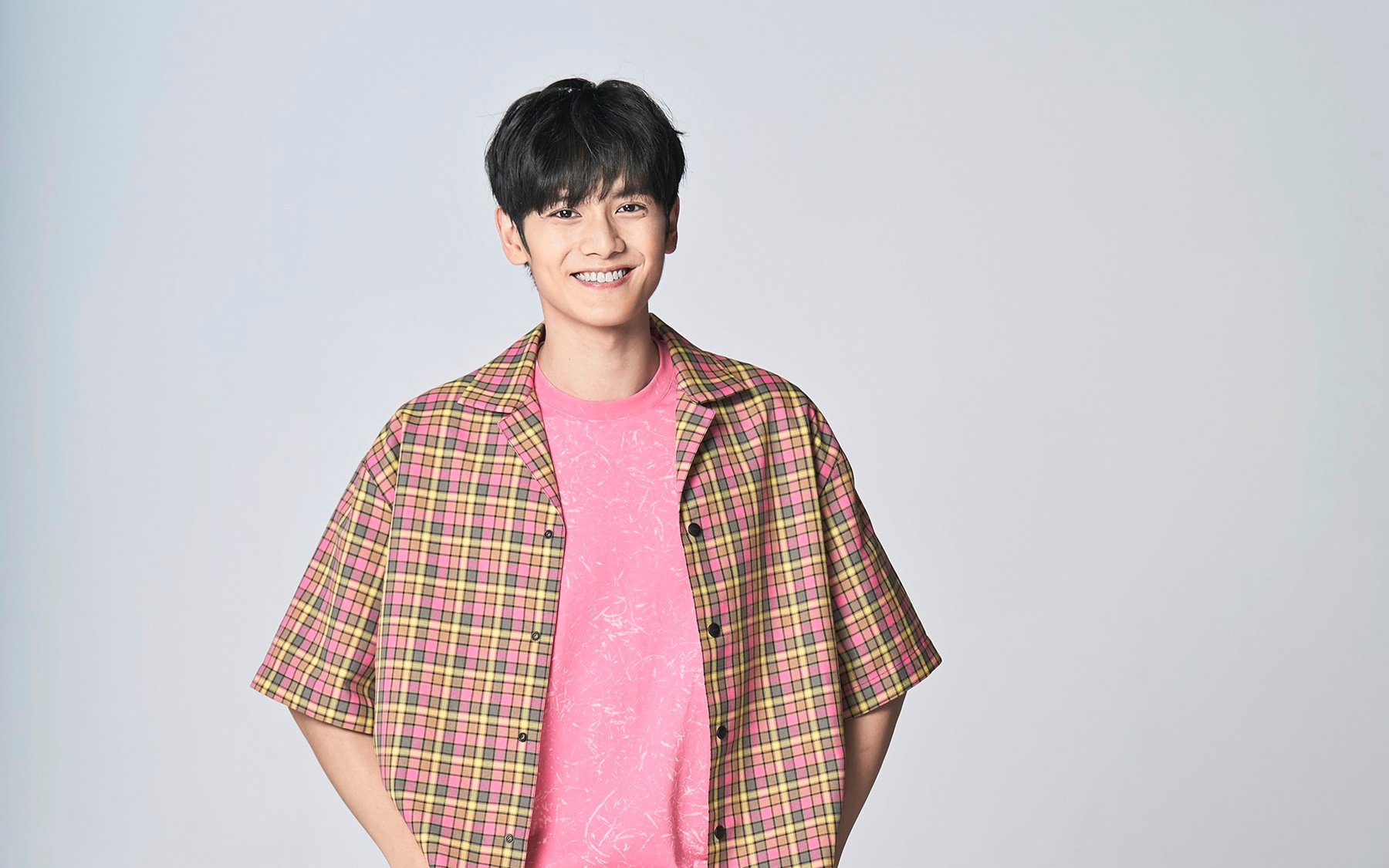 張碩航出道不到半年，被語言雜誌相中成為封面人物。（三和娛樂提供）