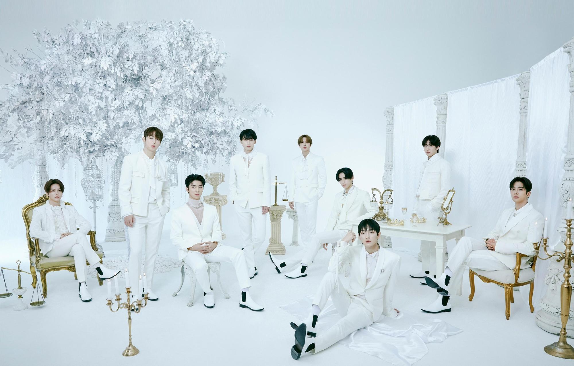 「SF9」推出全新專輯《TURN OVER》,展現他們在經歷競選節目《KINGDOM : LEGENDARY WAR》後的成長。(華納音樂提供)