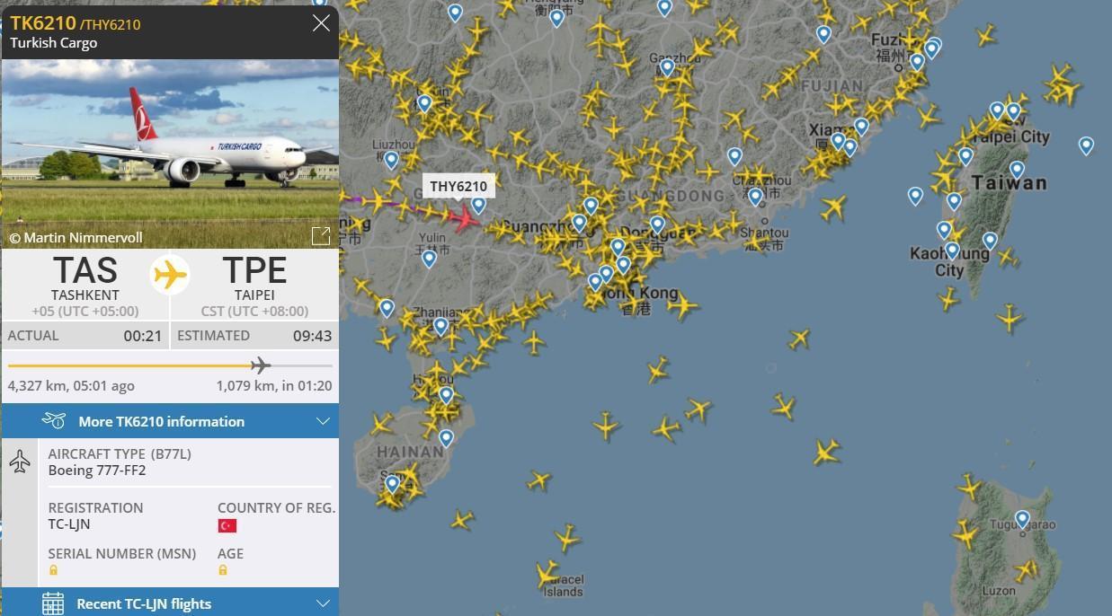 TK6210航班從伊斯坦堡起飛後，經由內陸航線飛行，中途轉降烏茲別克機場抵達台灣。（翻攝自flightradar24網站）
