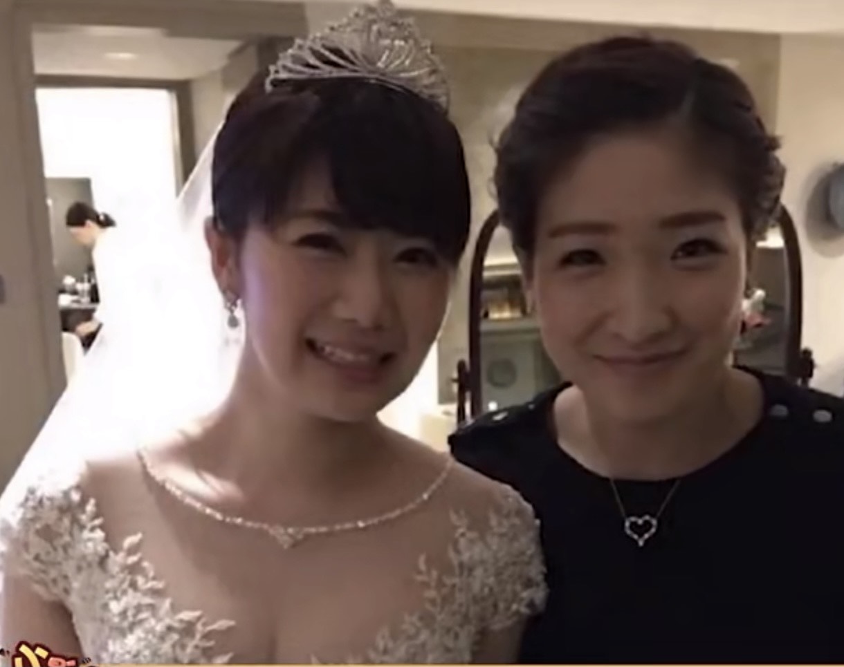 劉詩雯曾為福原愛當伴娘。（翻攝自微博）