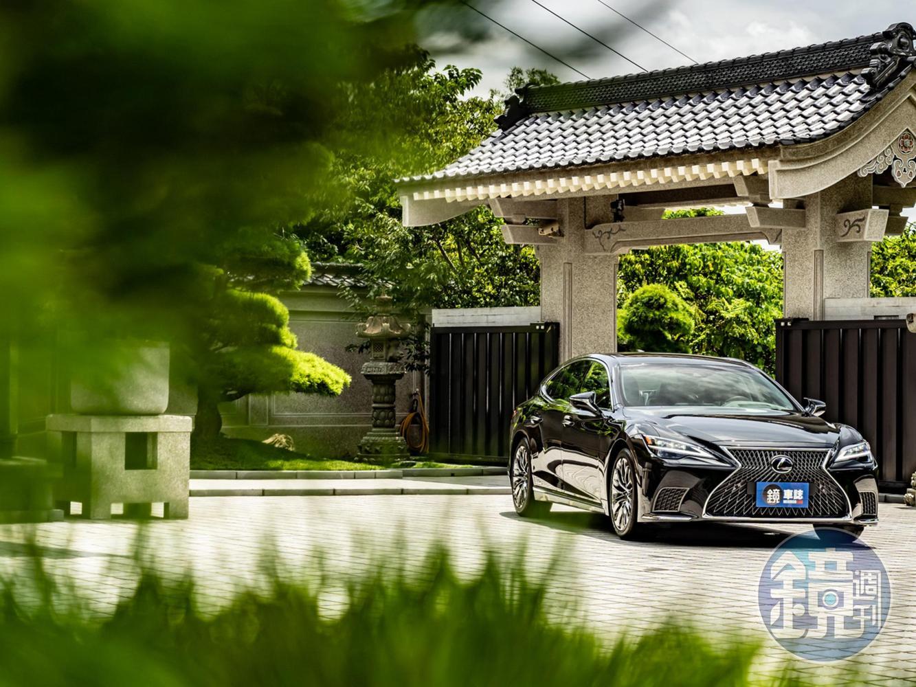 LEXUS LS 500h旗艦版