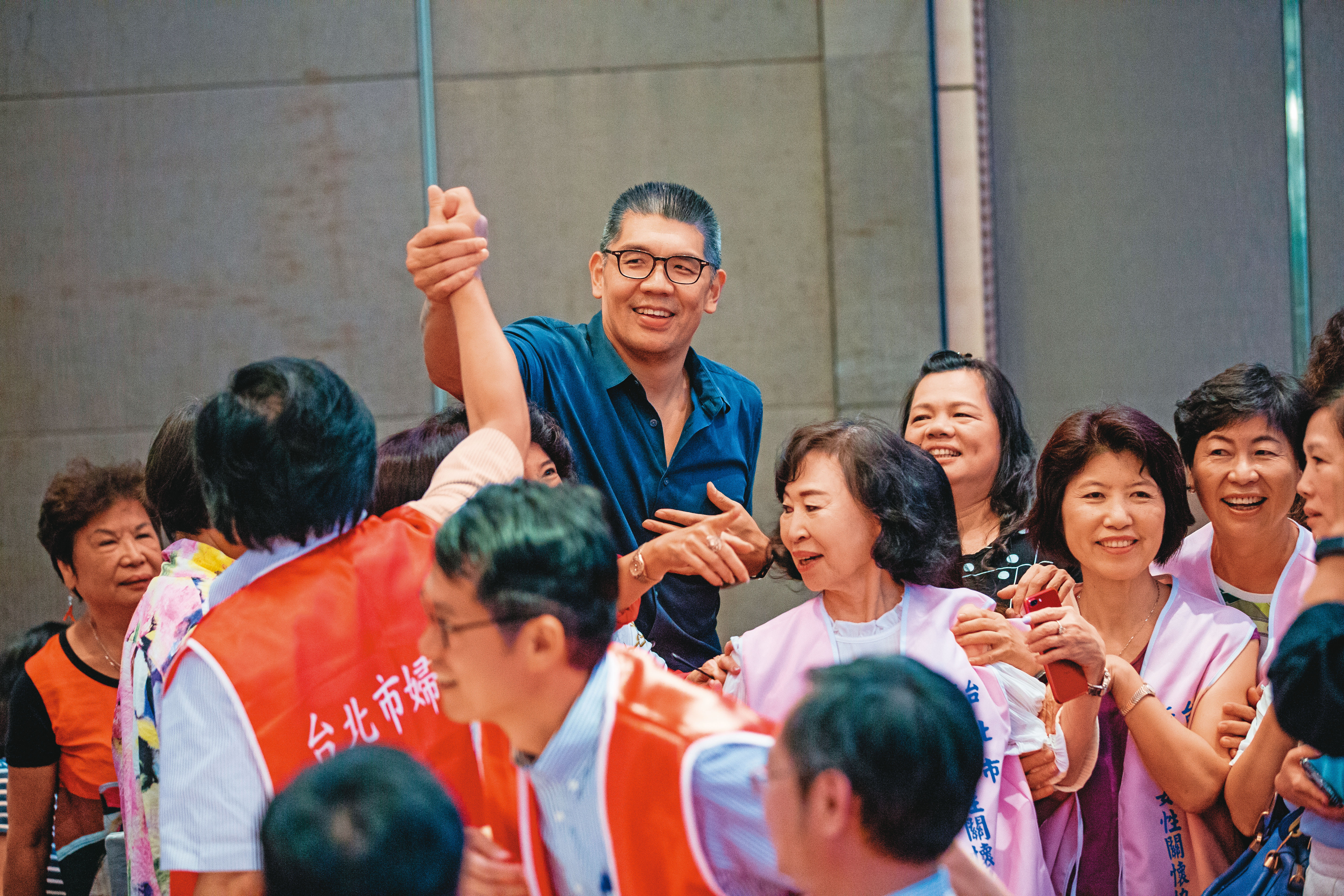 原先有意投入黨魁選戰的連勝文,因父親連戰身體欠佳,參選機率逐漸下滑。