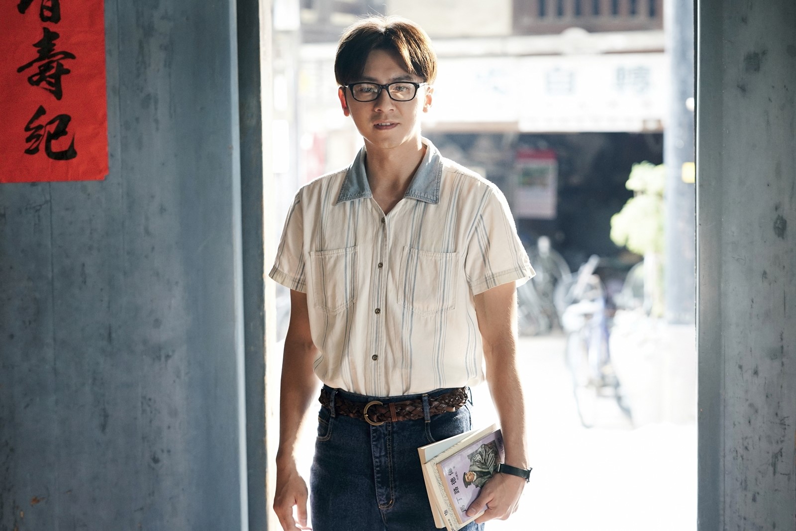 李國毅加盟《俗女2》飾演「何老師」備受期待。（圖／華視提供）