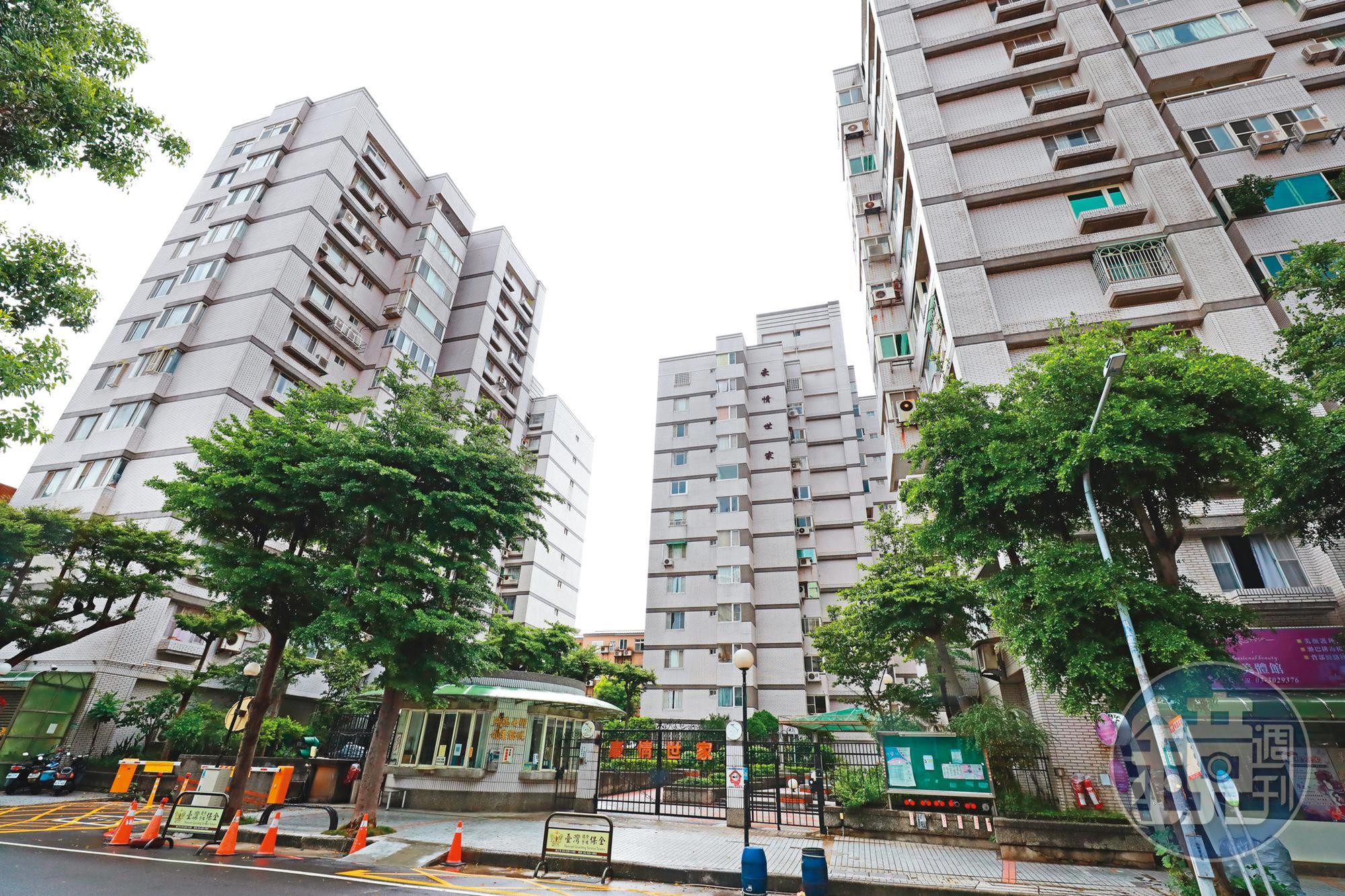 張大偉和白手套先約在他位於桃園的豪情世家社區(圖)外,然後開車載對方進地下停車場收取賄款。