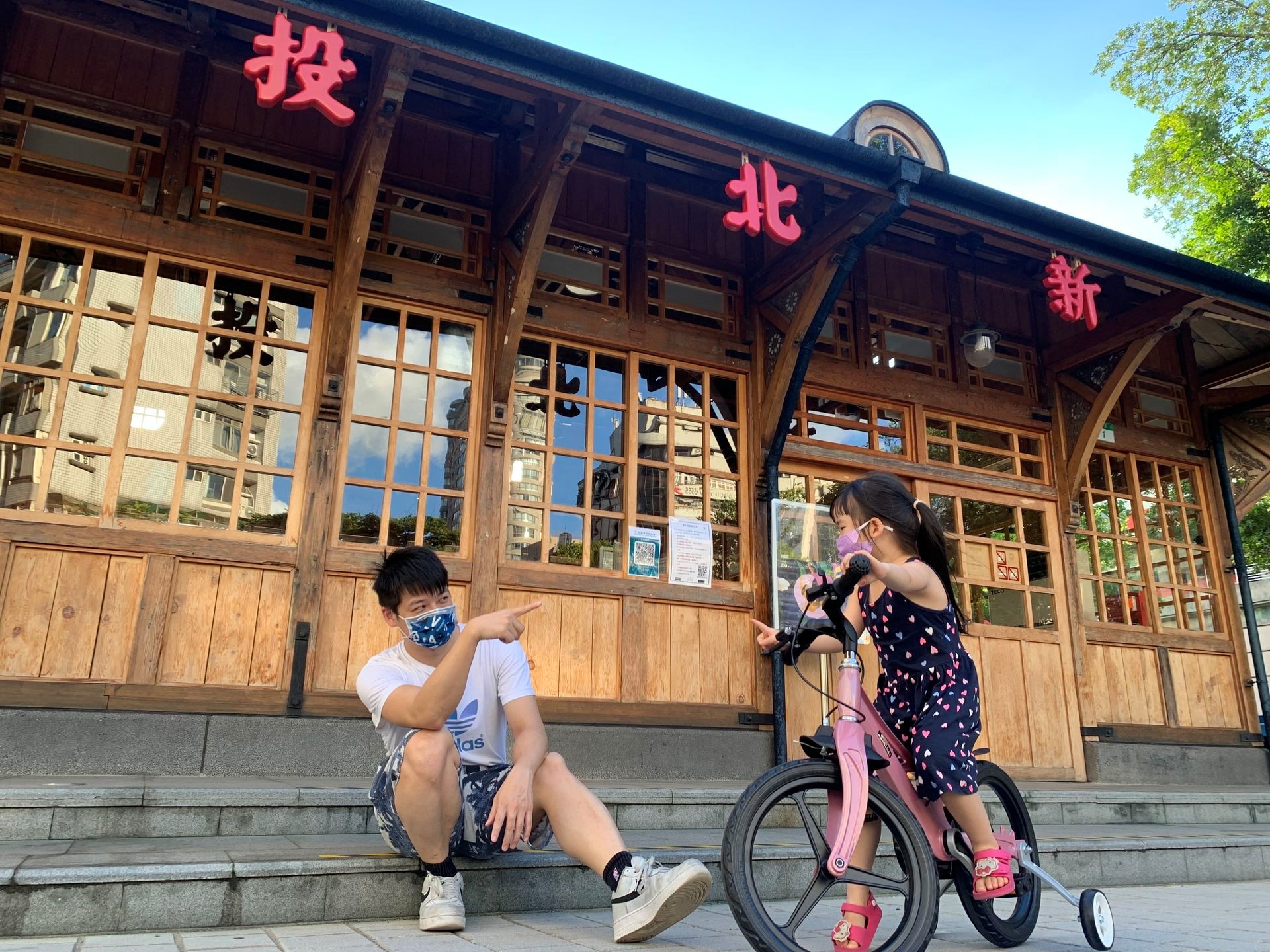 許甫女兒雖然還小,但他自曝已有心理準備女兒未來會帶男友回家。(中天新聞提供)