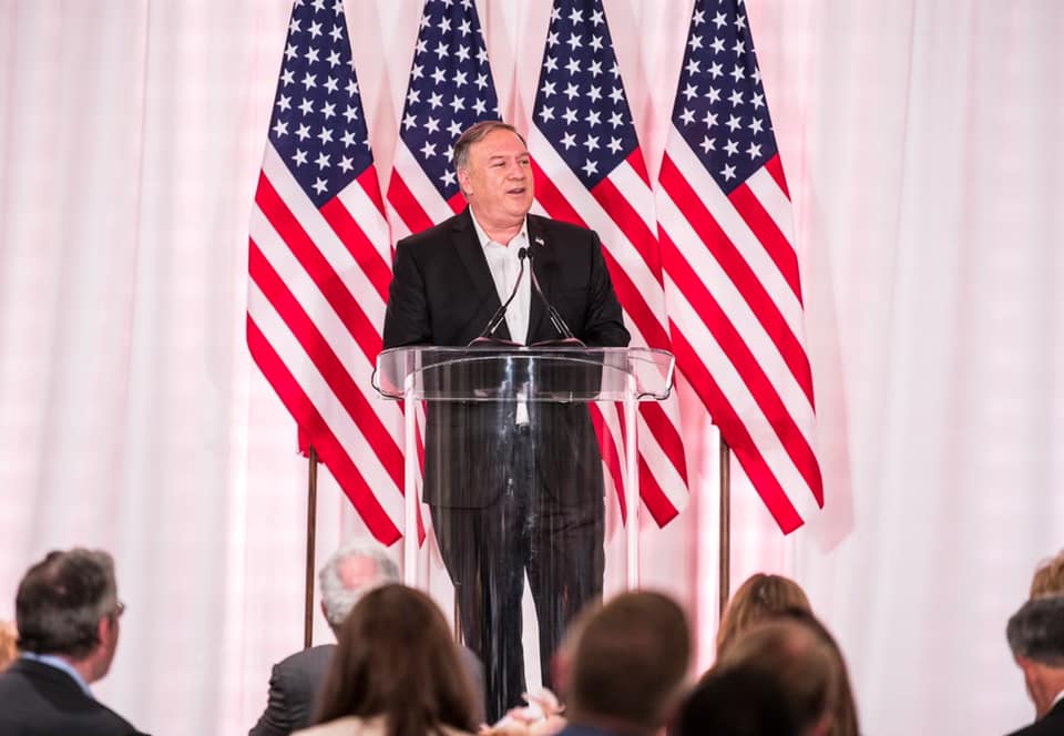 美國前國務卿蓬佩奧認為,中國不斷施壓提到「統一」台灣是錯誤的,他更強調台灣從來就不是中國的一部分。(翻攝自Mike Pompeo臉書)