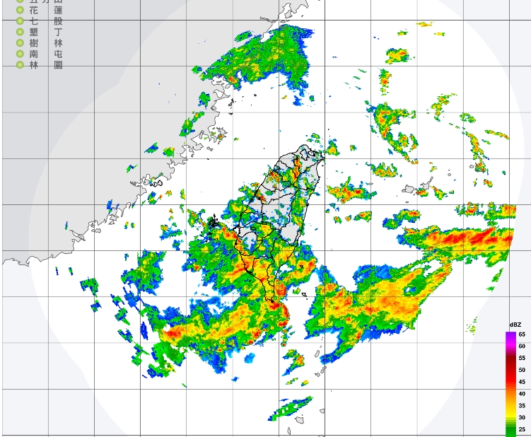 氣象局表示，受低壓帶及西南風影響各地天氣不穩，今12時15分針對15縣市發布大雨特報。（翻攝自中央氣象局）