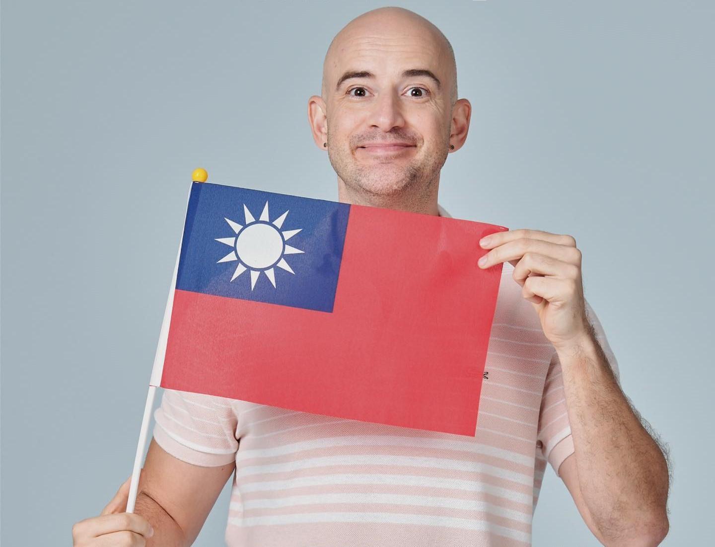 吳鳳稍早在臉書發文,大讚黃筱雯是奧運最強的女拳擊高手之一。(翻攝吳鳳臉書)