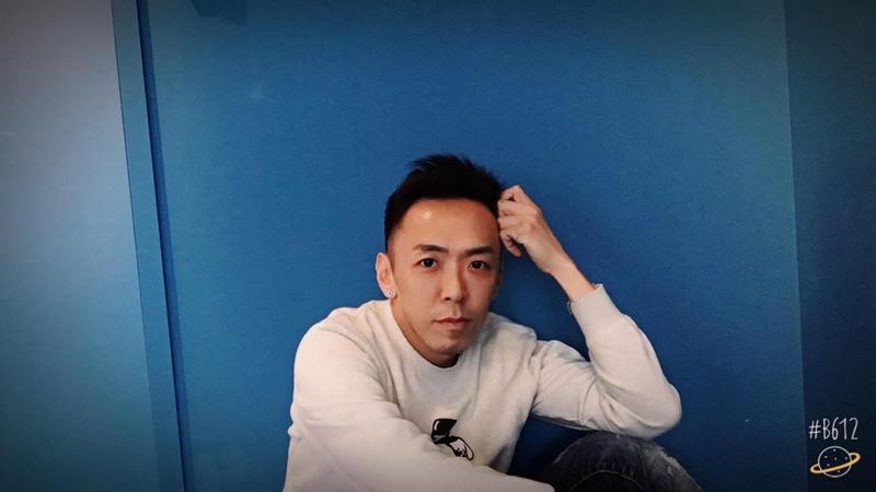 吳小帽,媒體人、播客、部落客。