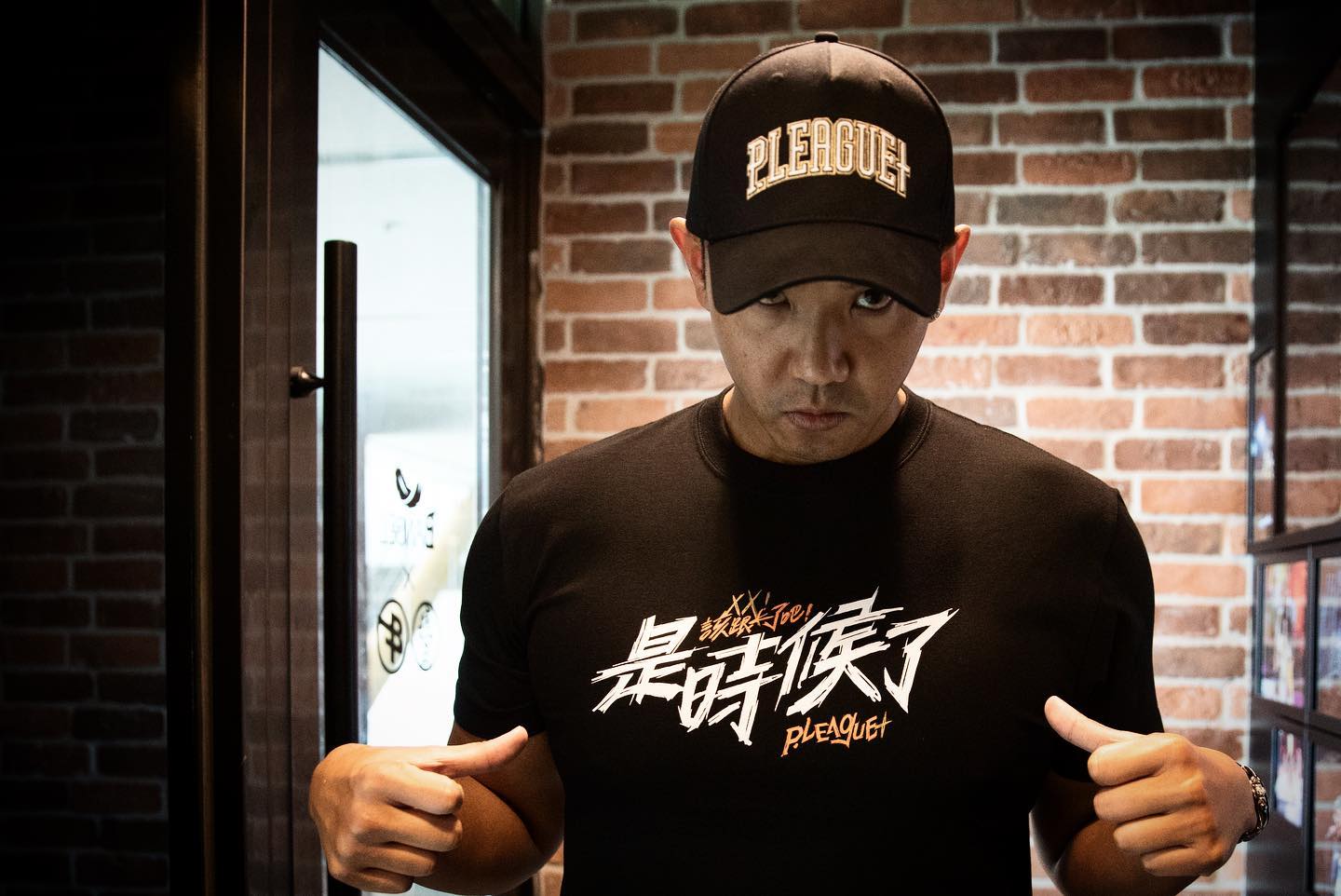 「黑人」陳建州神隱多天後，在IG公布去醫院的動態嚇壞許多網友。（翻攝黑人陳建州臉書）