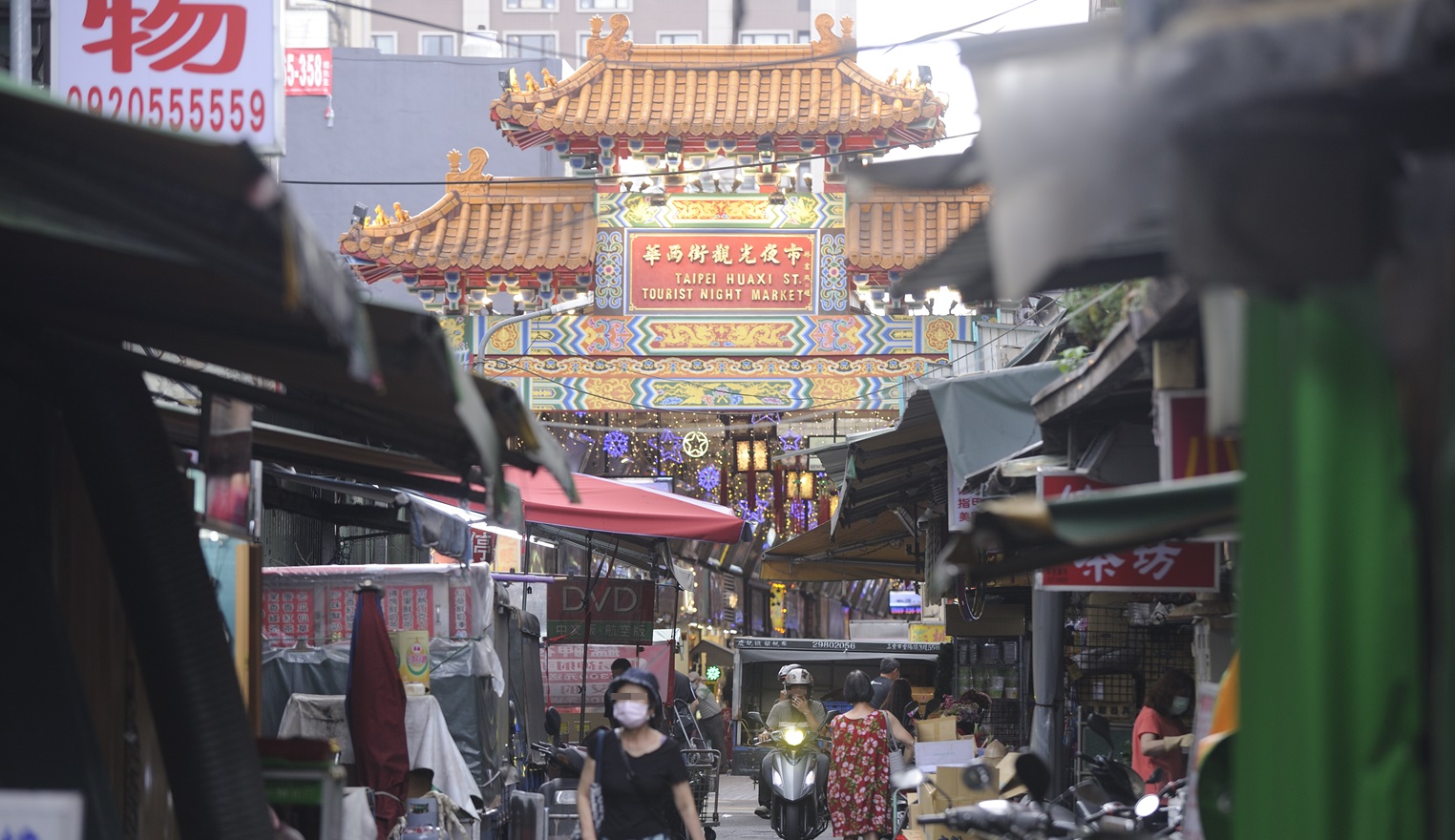 姜冠宇說，院方高層已裁示，推估疫情應該會在1到2個月後再來。（本刊資料照）