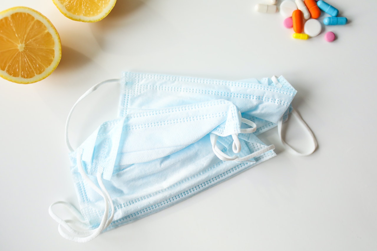 日本Delta病毒株疫情持續嚴峻，近兩天單日確診人數破萬。（示意圖，exels）