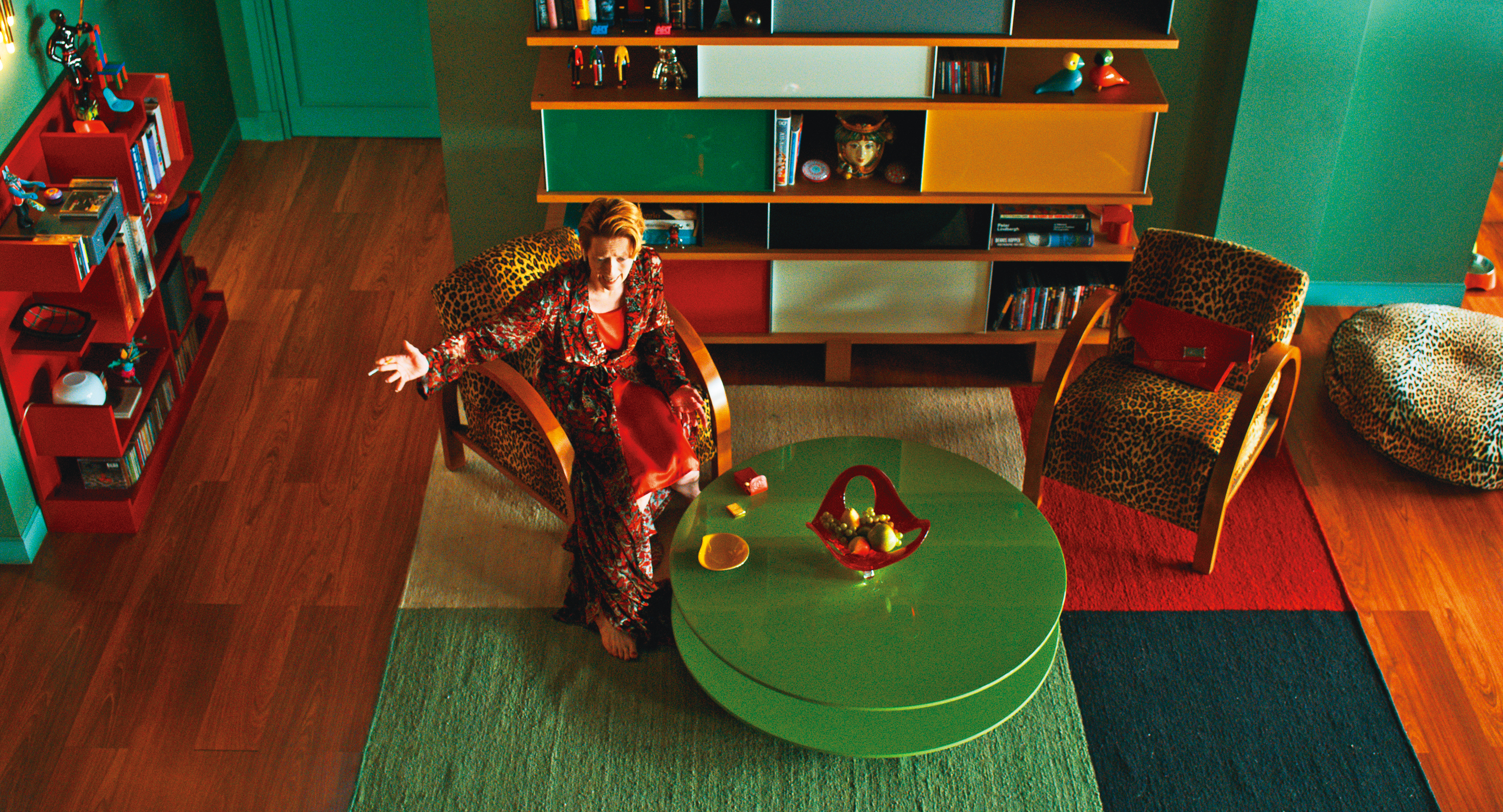 蒂妲絲雲頓幾乎一人貫穿全片，電影堪稱她的獨角戲，時而瘋狂，時而憂鬱。（傳影互動提供）