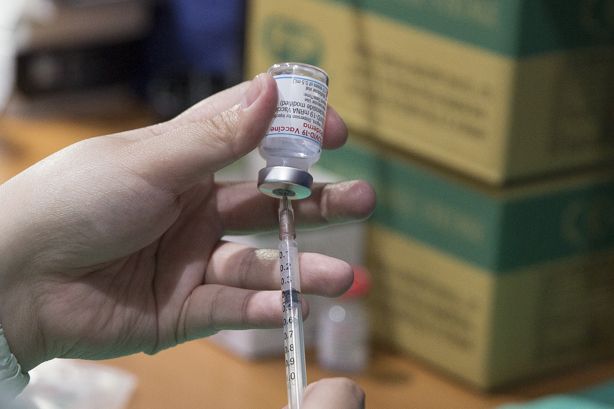 陳時中指出，目前疫苗覆蓋率36.95%、劑次人口比39.09%，而莫德納疫苗預計於11日開打。（本刊資料照）